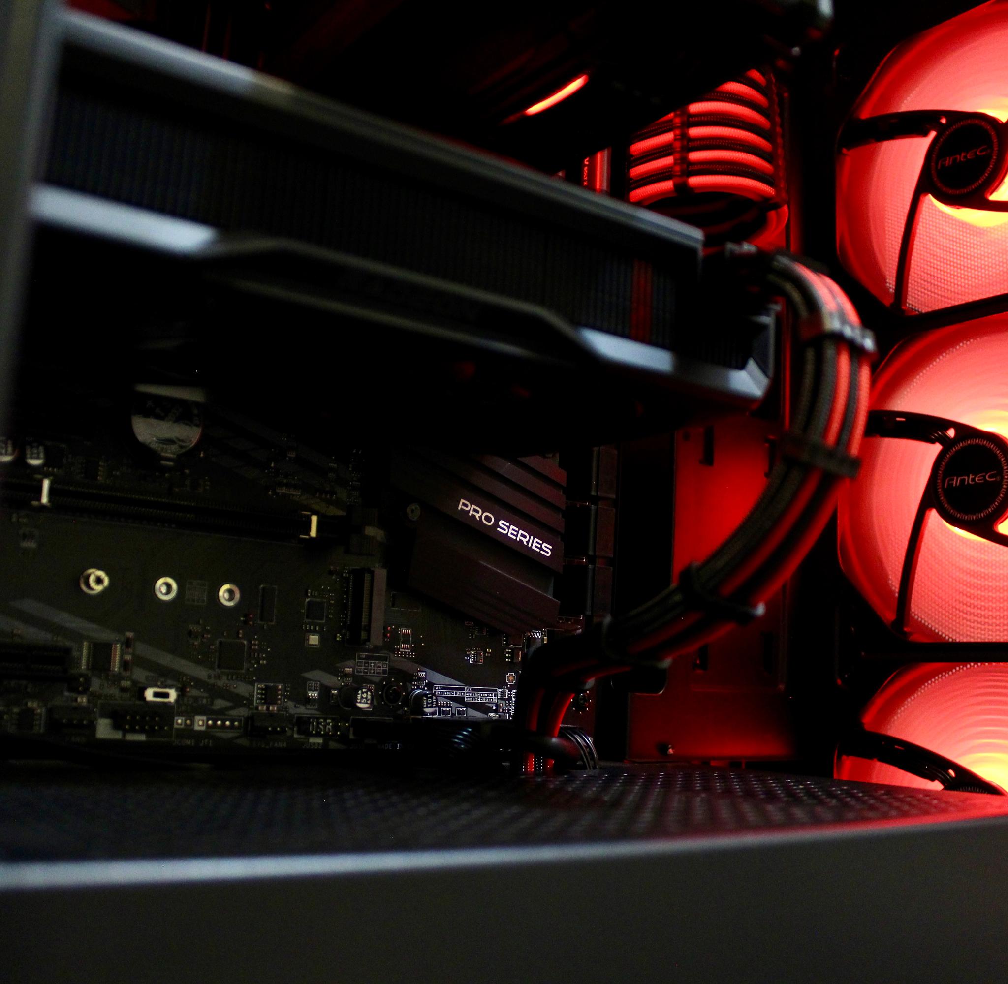 ♦️ Red 7 ♦️ Ryzen 7 | RX 7600 8GB | 16GB DDR4 | 1TB M.2 | W11 + WiFi |