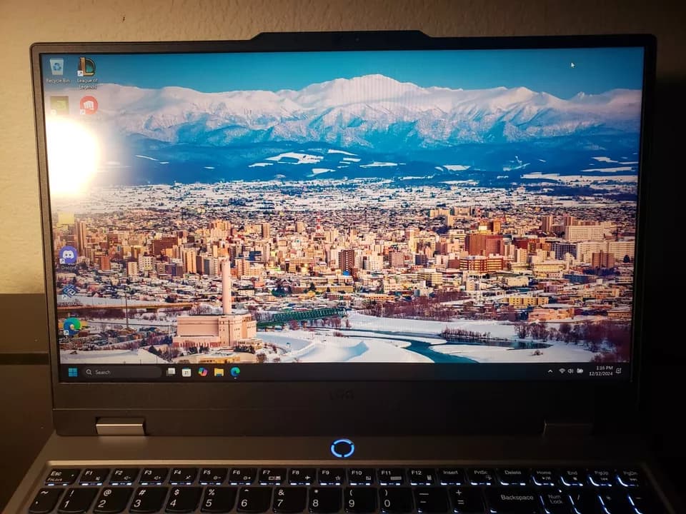 Lenovo LOQ 15 inch RTX 3050, Ryzen 5 7235HS, 20gb ddr5, 1.5TB storage