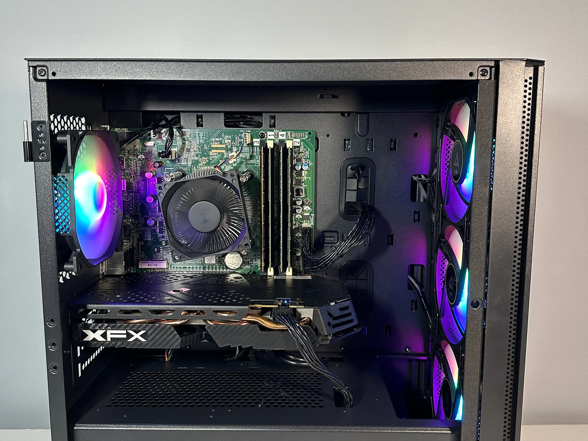 Intel i7 4790/AMD RX 580 8GB Custom RGB Gaming PC BundleW/Keyboard/Mouse/Headset & Mic