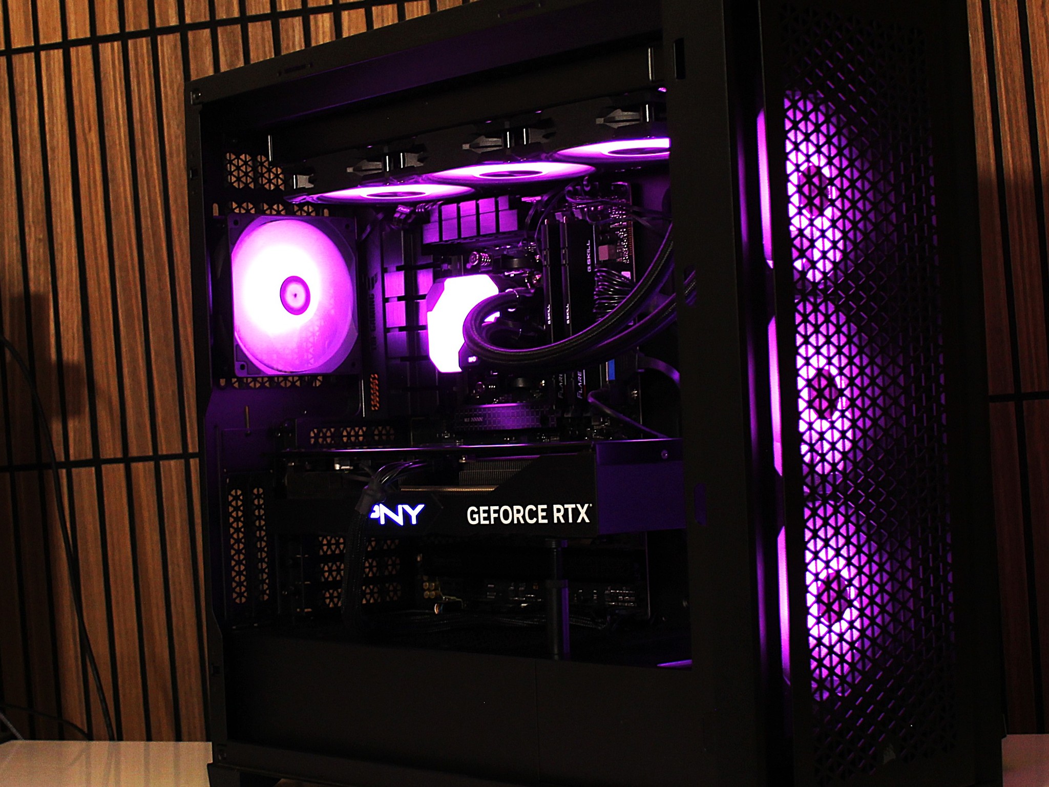 RTX 4080 SUPER | Ryzen 9 7900x | 32GB DDR5 | 1TB NVME | GOLD PSU | Windows 11 | WIFI