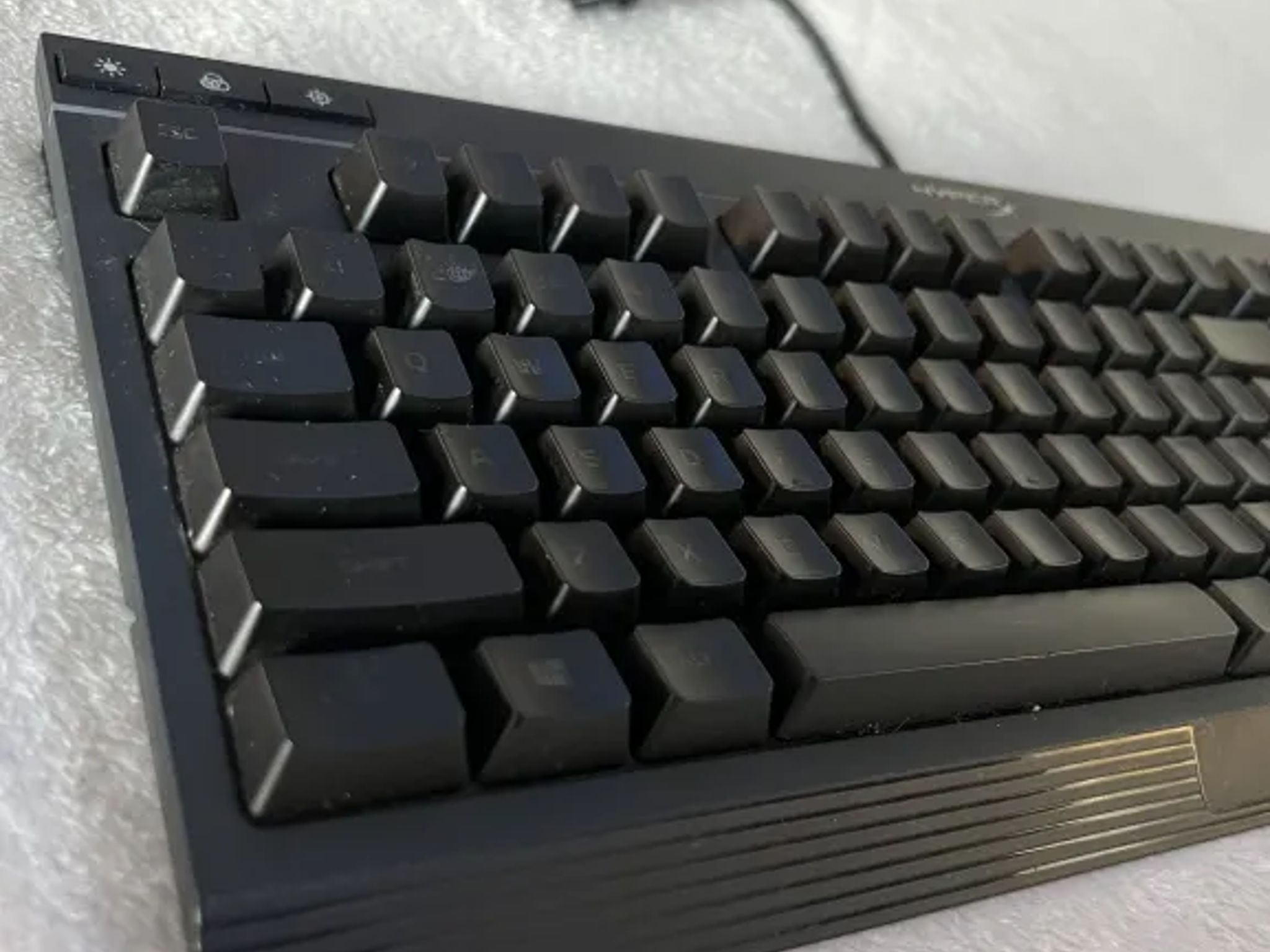 HyperX Alloy Core RGB x Razer Basilisk V2 RGB Bundle