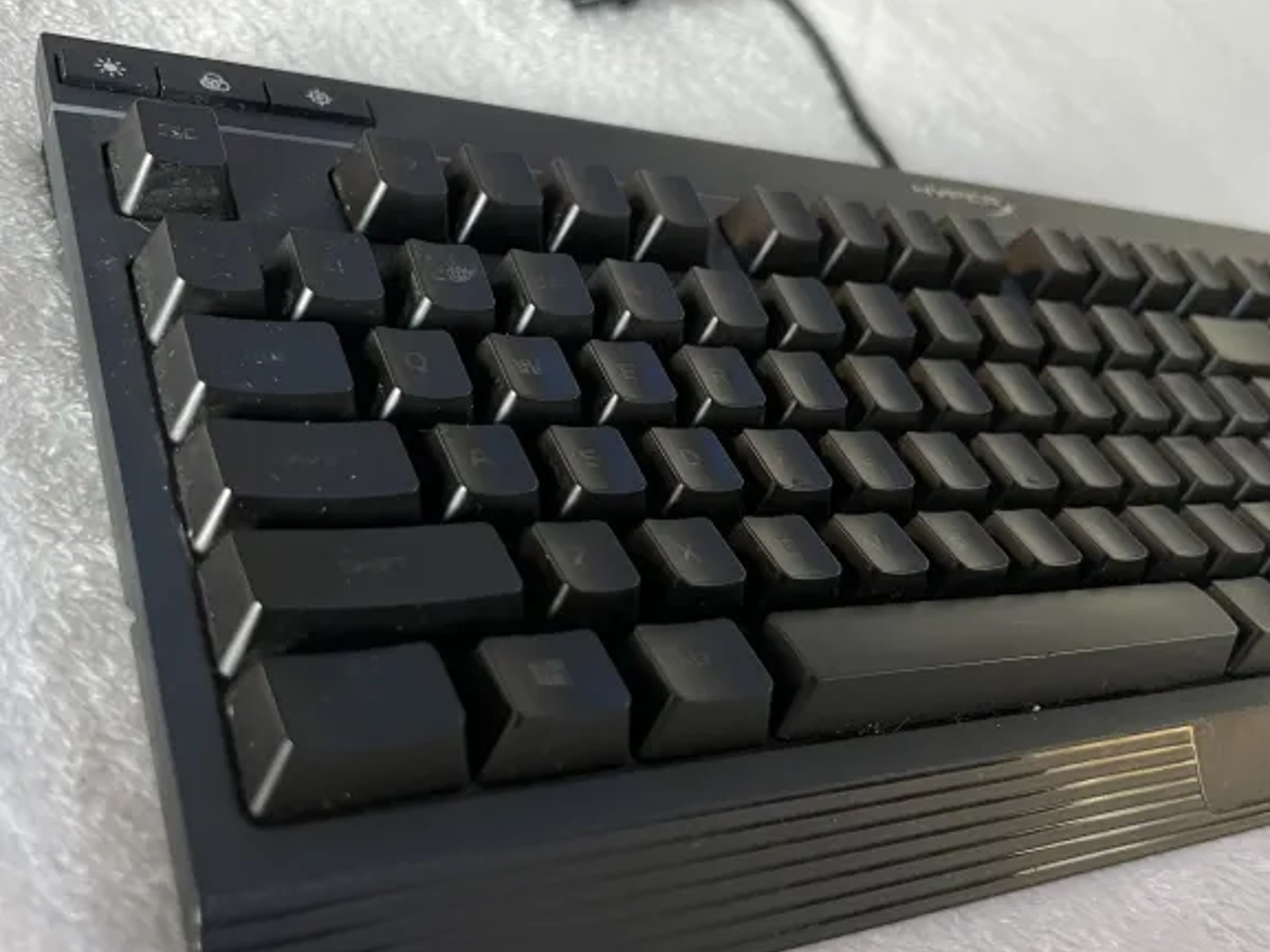 HyperX Alloy Core RGB x Razer Basilisk V2 RGB Bundle