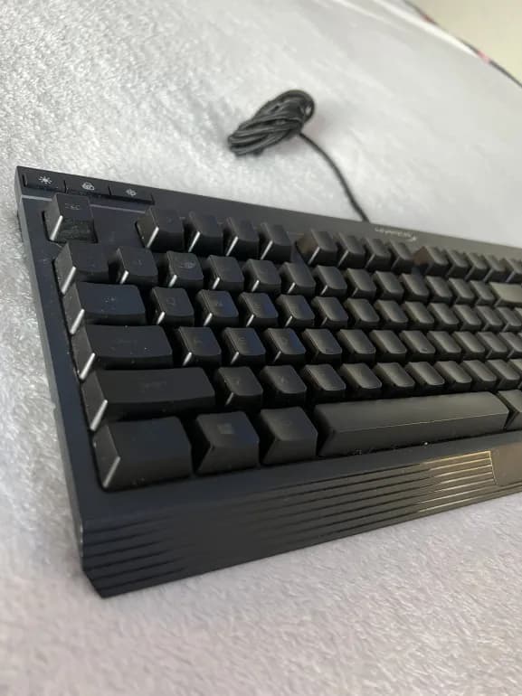 HyperX Alloy Core RGB x Razer Basilisk V2 RGB Bundle