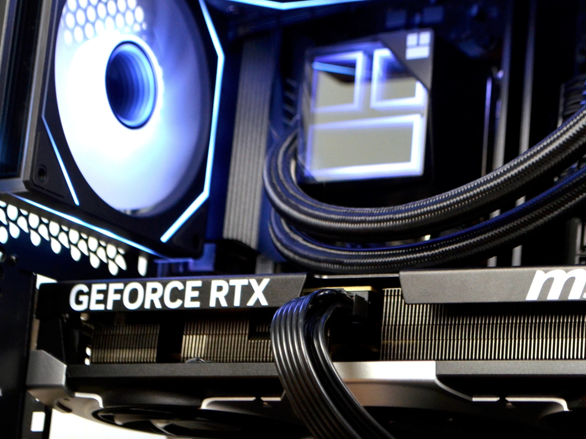 RTX 5070 / Ryzen 7 7800x3D | 1440p/4K Gaming/Streaming Workstation Gaming PC