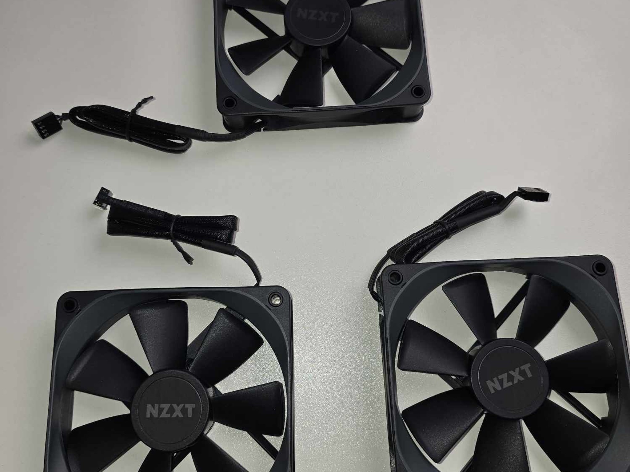 NZXT And Corsair Case Fans. 120MM PWM X5