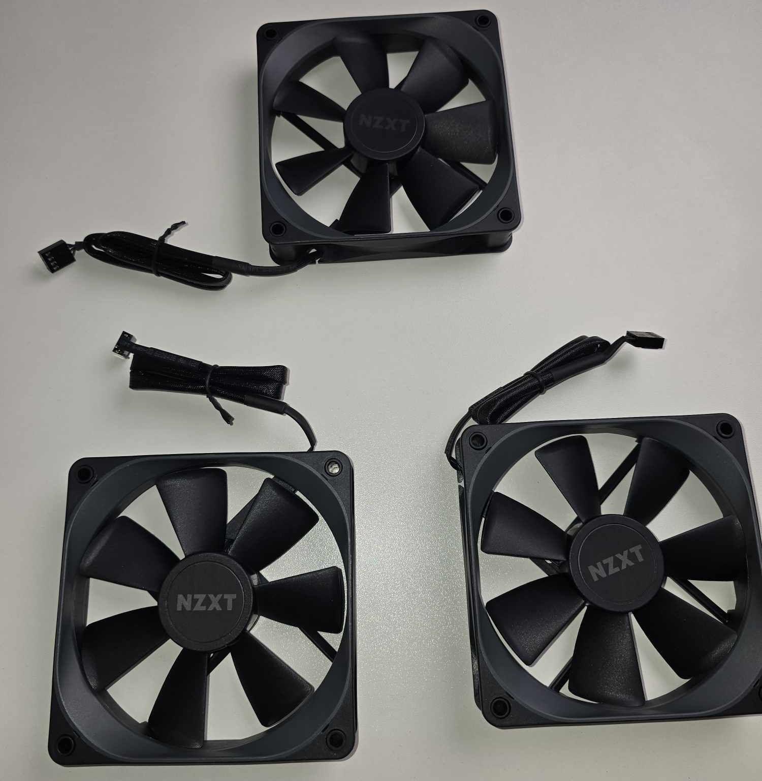 NZXT And Corsair Case Fans. 120MM PWM X5
