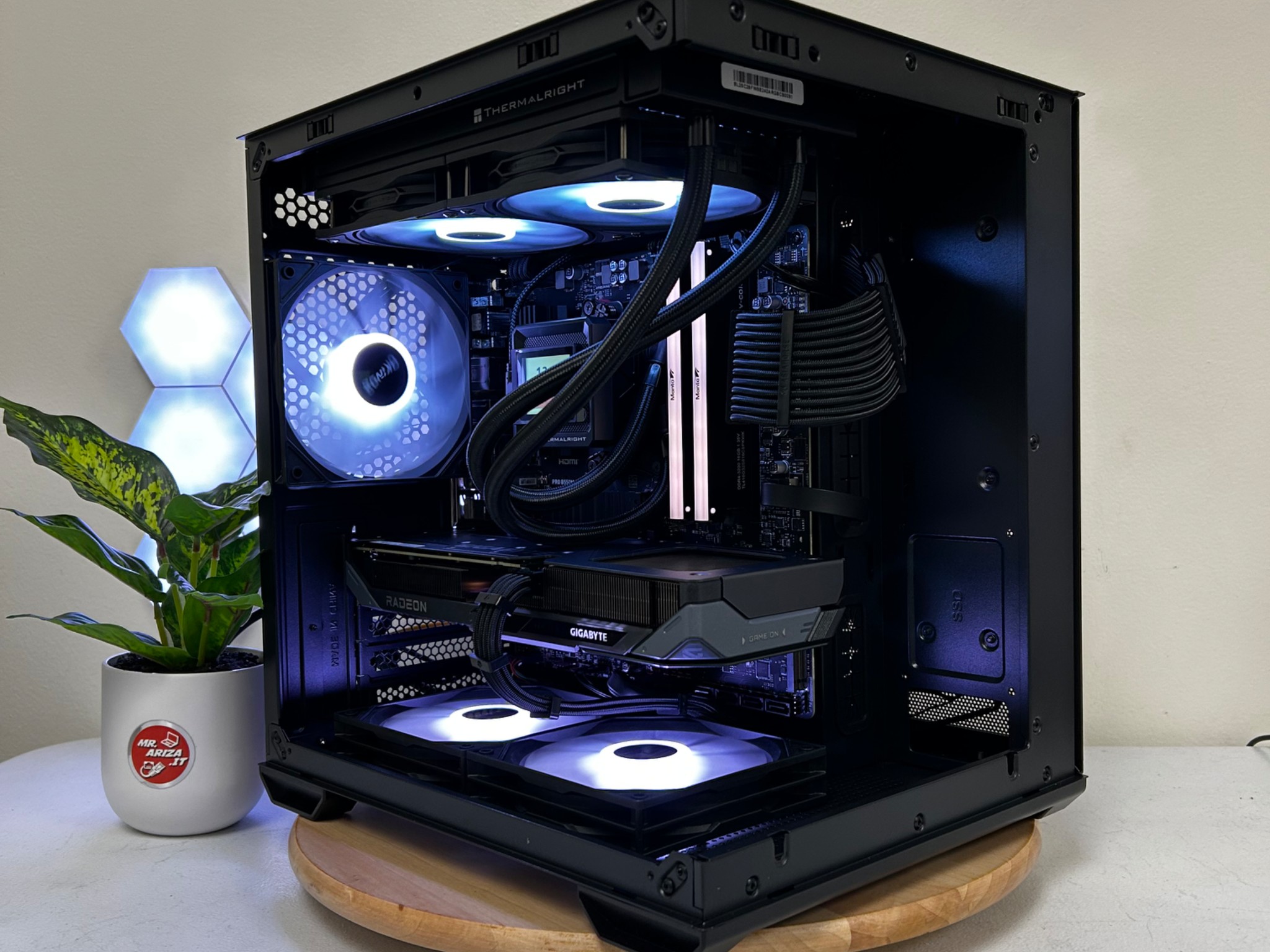 ⚔️ "Nebula Frost” R7 5800XT/32GB/1TB/ RX 9060 XT 16 GB