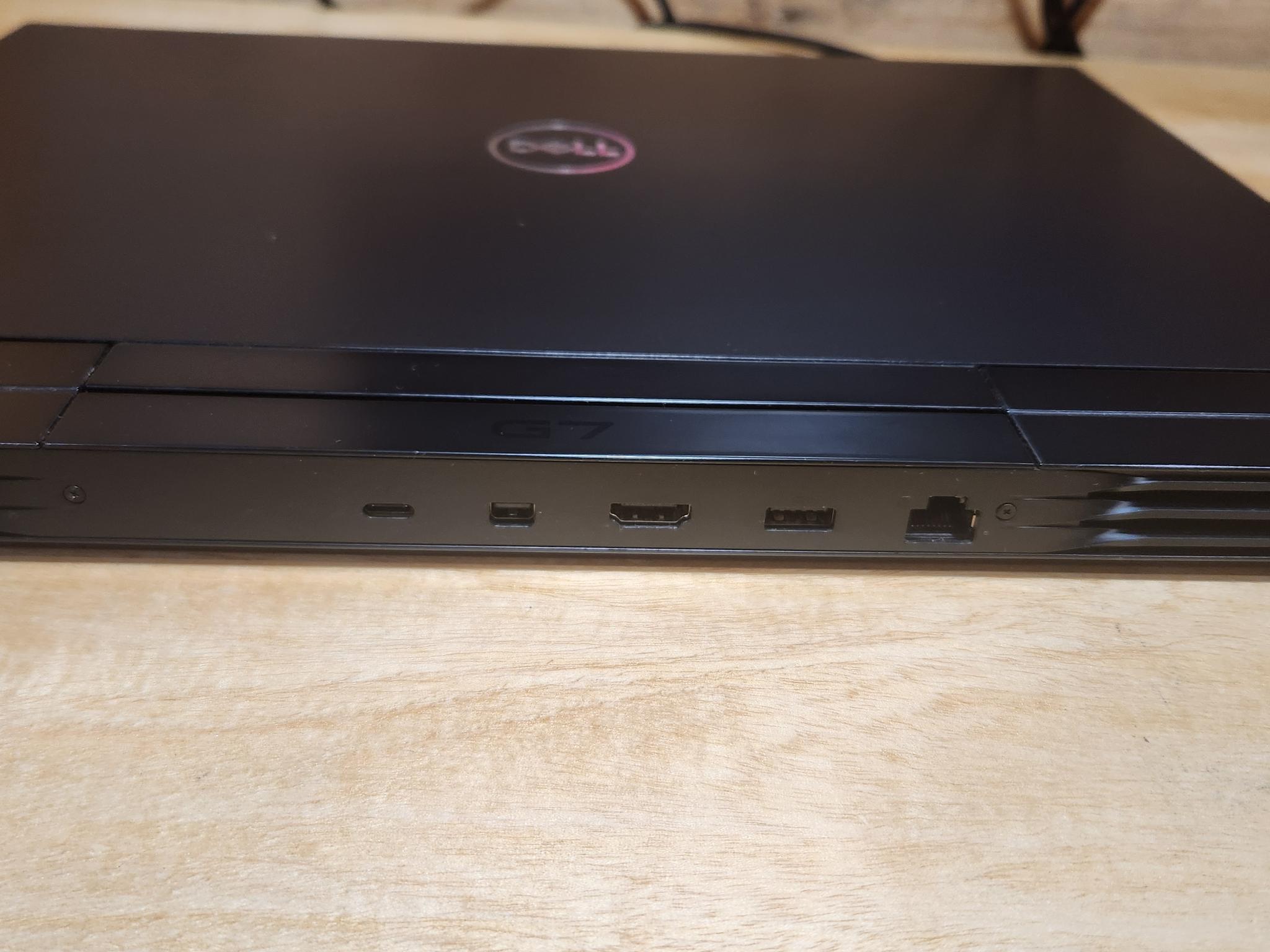 GAMING Dell G7 7700 with i7 + RTX 2070