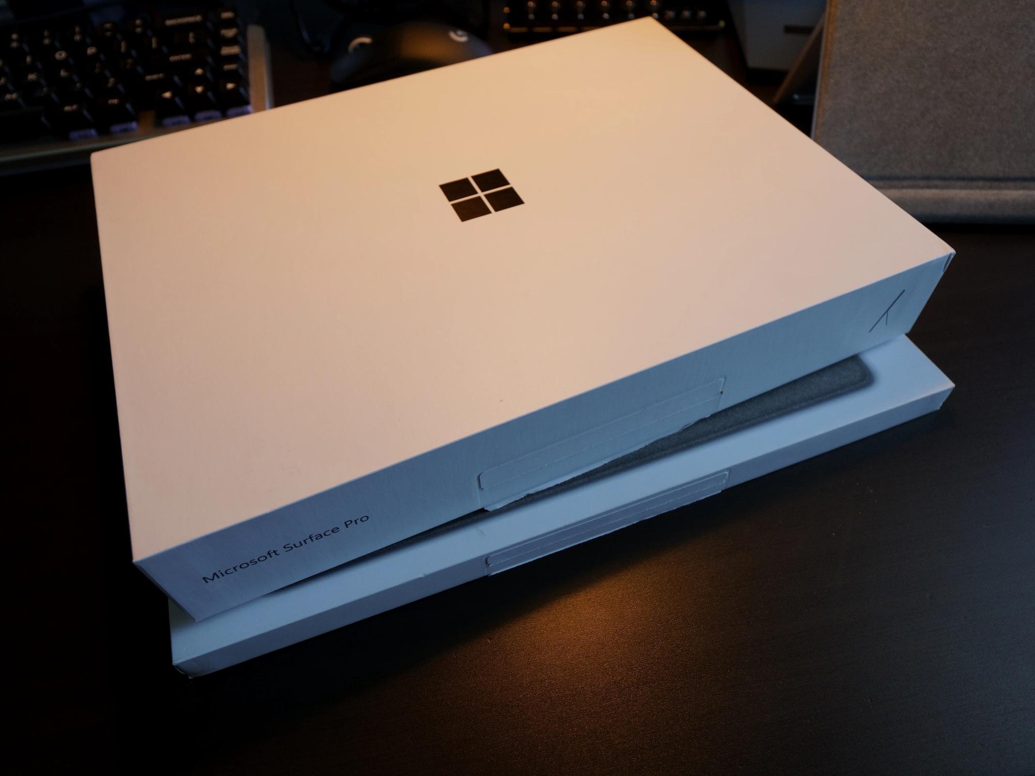 Microsoft Surface Pro 11 Snapdragon X Elite w/ Keyboard and Pen