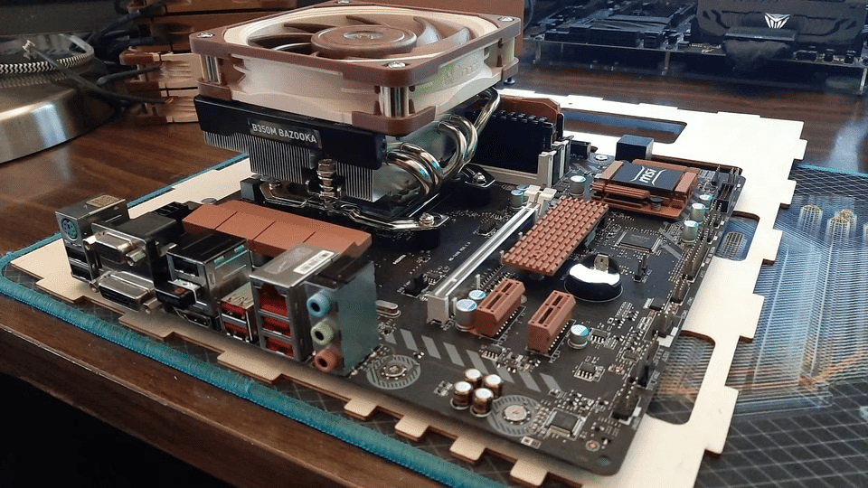 Perfect Christmas Gift / Beautiful One-of-a-Kind Custom Built Wood Case Computer