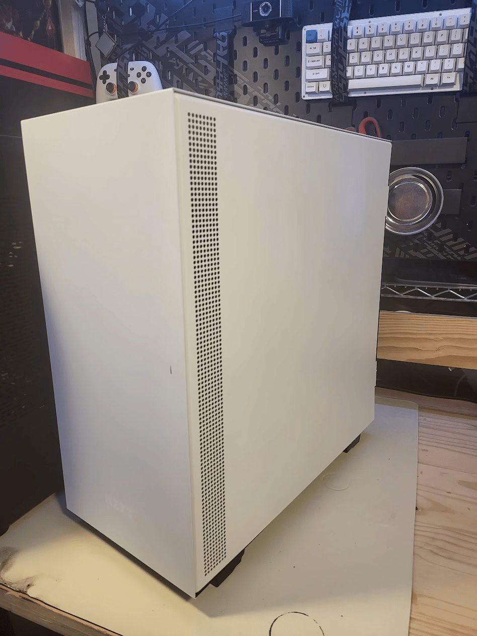 Snow Day | Ryzen 5 1600 AF, GTX 1060, 16 gb RAM, 500 gb SSD, b450, NZXT H510