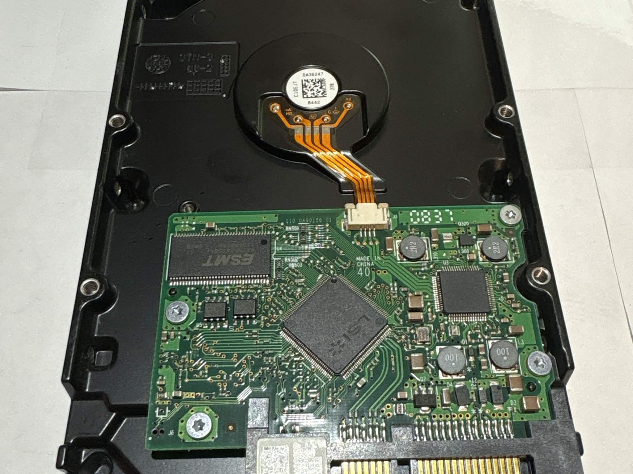 Hitachi HDT721010SLA360 1TB 7200RPM SATA Hard Drive (NM) | Jawa