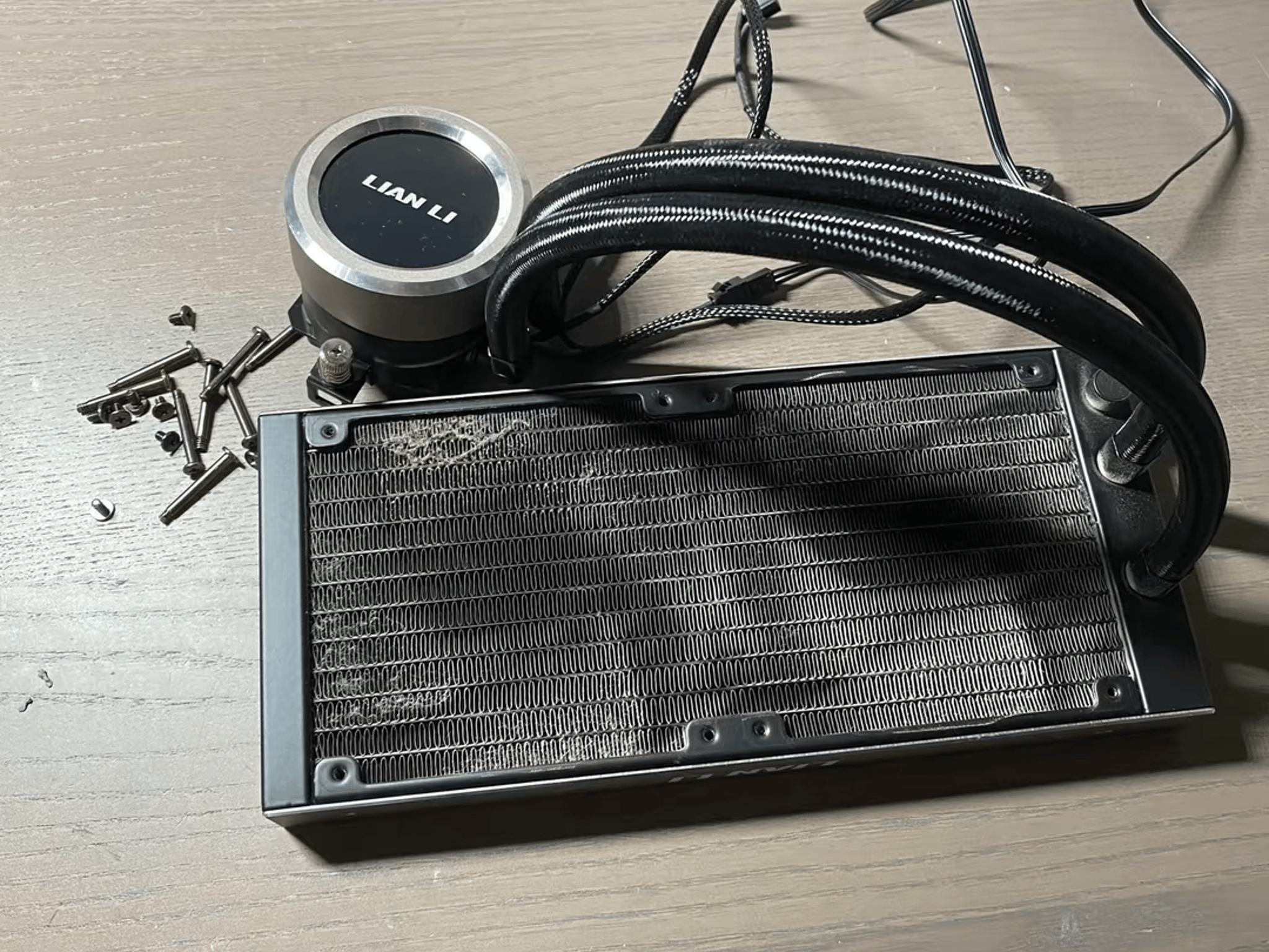 UNTESTED LIAN LI GALAHAD 240MM AIO BLACK UNTESTED (UNSURE IF IT WORKS)