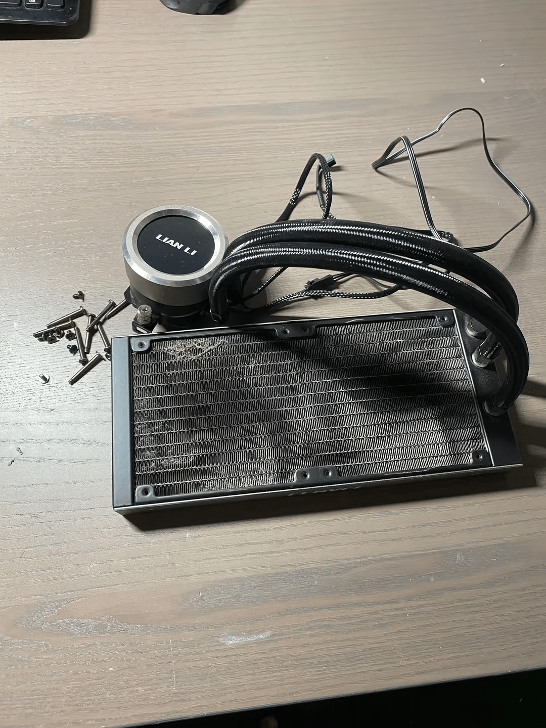 UNTESTED LIAN LI GALAHAD 240MM AIO BLACK UNTESTED (UNSURE IF IT WORKS)