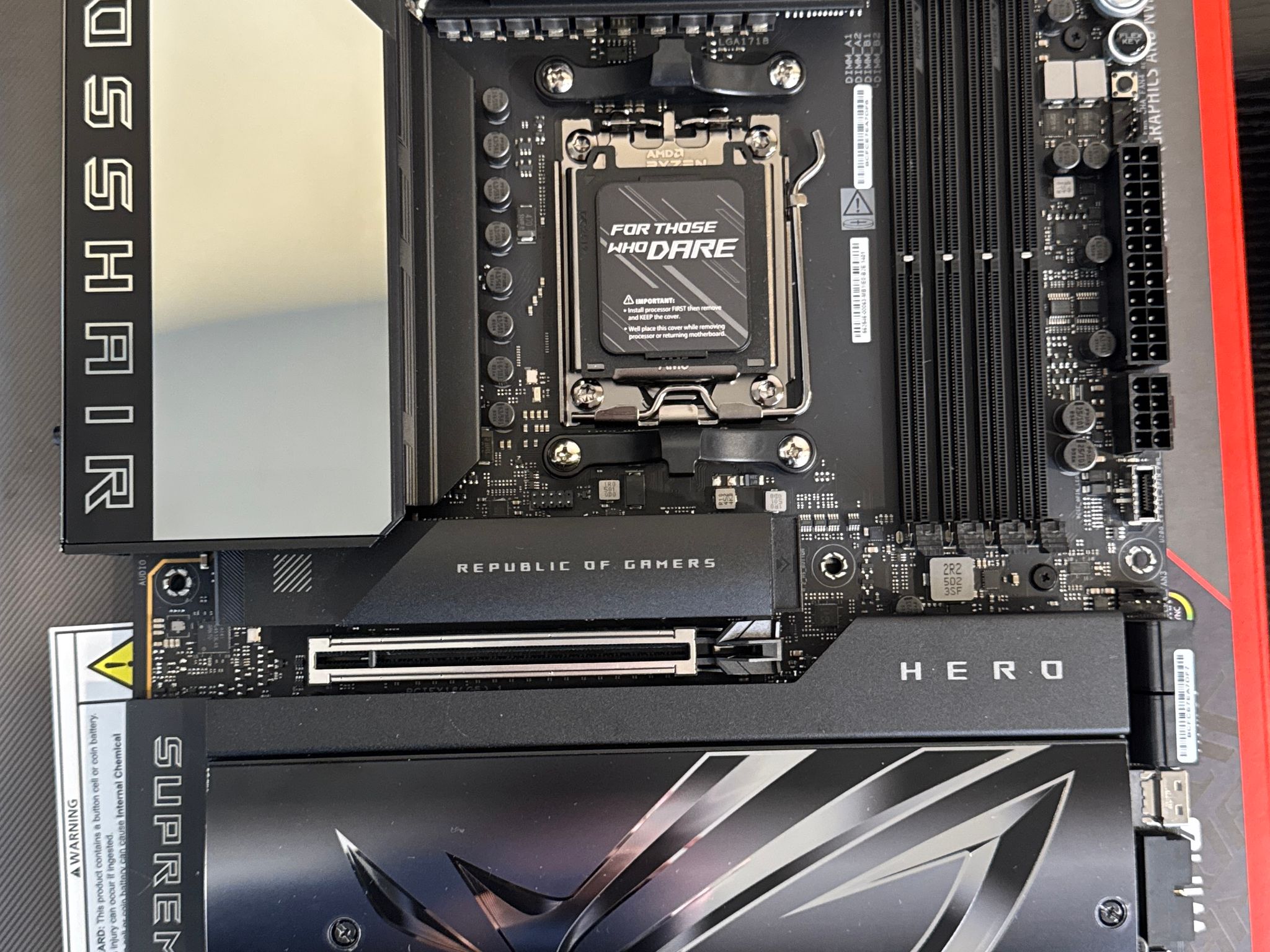 ASUS ROG X870E Crosshair HERO