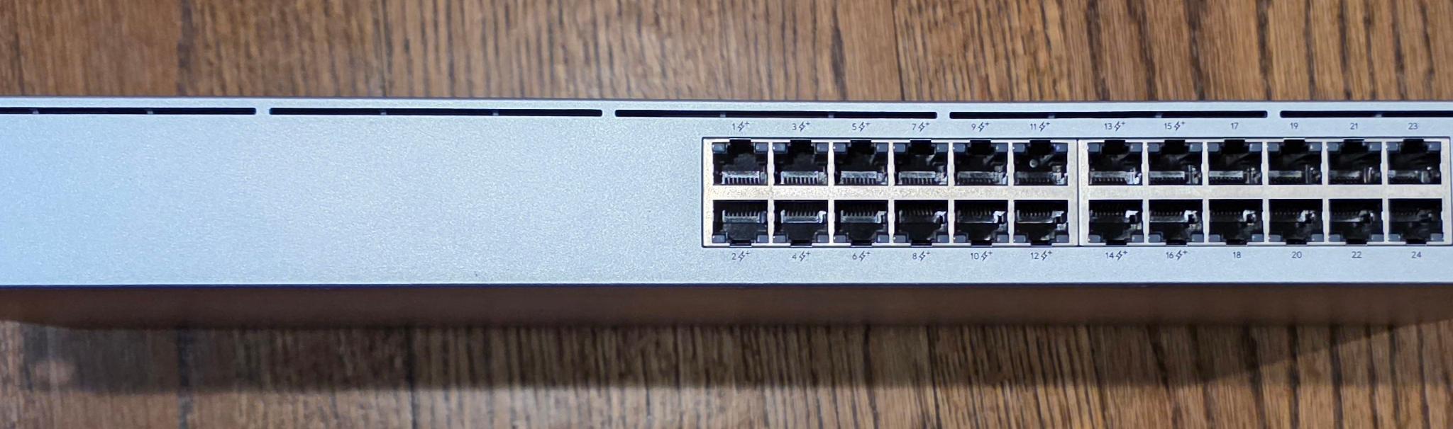 Ubiquiti UniFi USW-24-PoE 24-Port Managed PoE Switch – Rack Mount