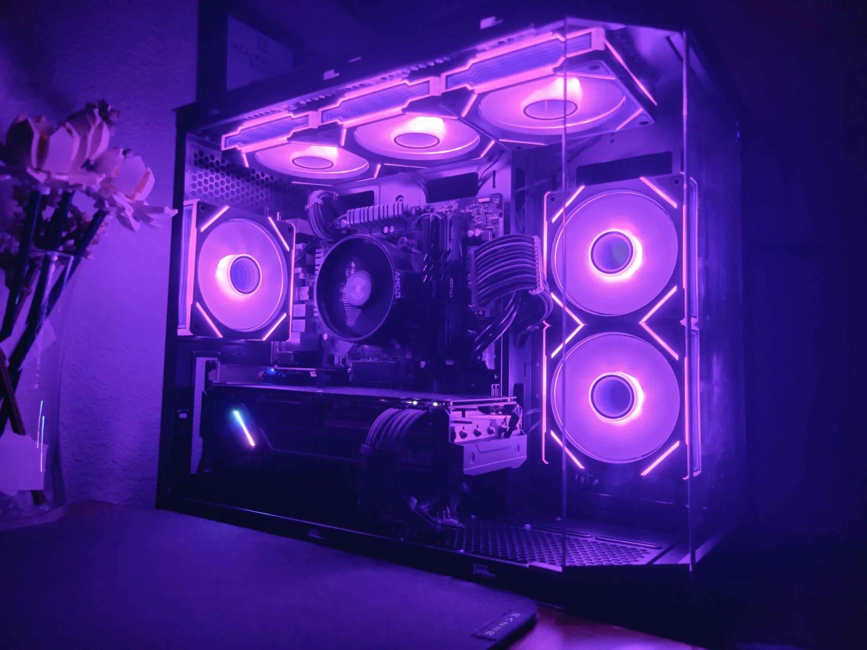 ⚫ Lunar Veil ⚪ | RYZEN 5 + RX 5700XT Gaming PC
