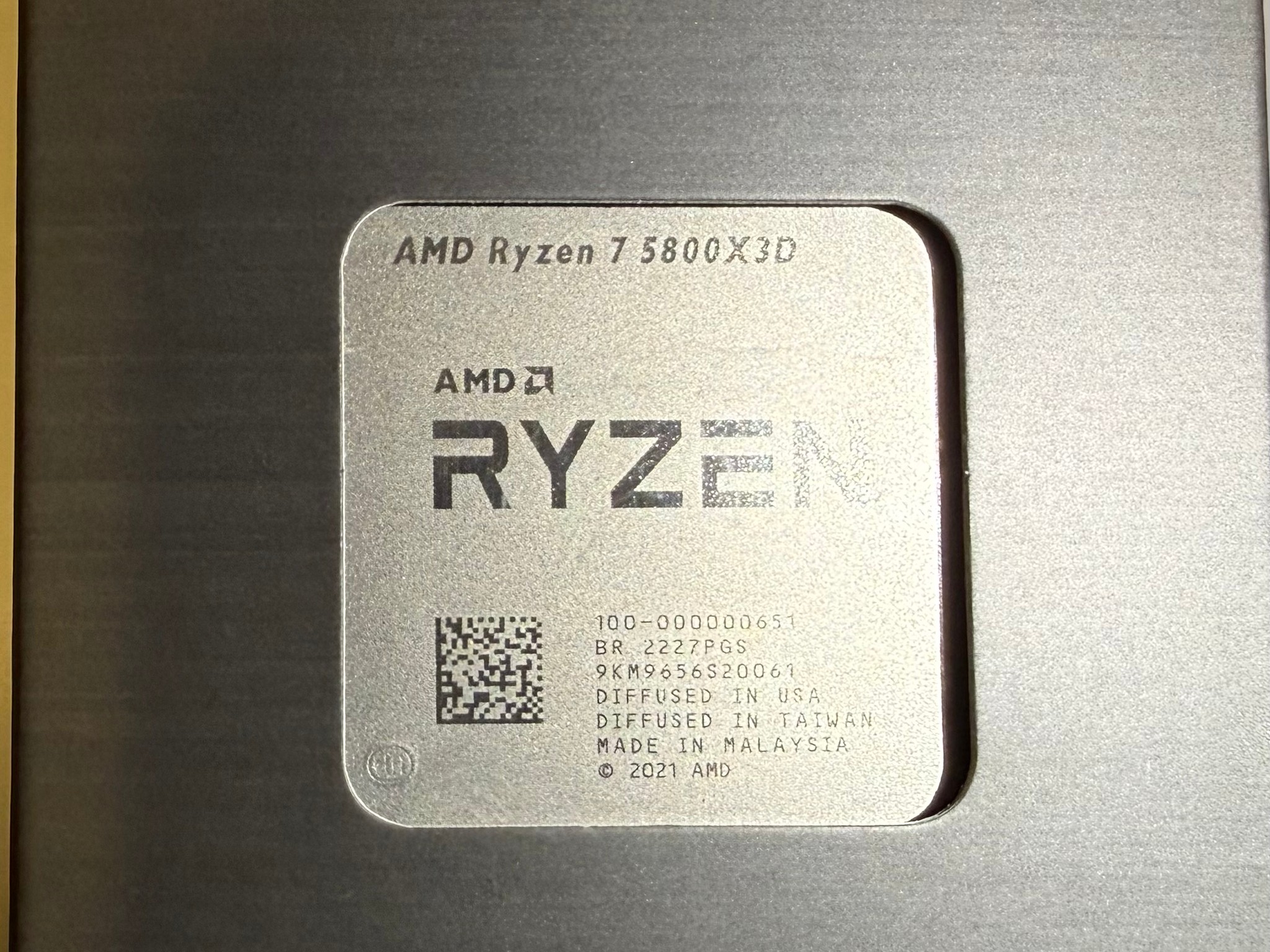 AMD Ryzen 7 5800X3D
