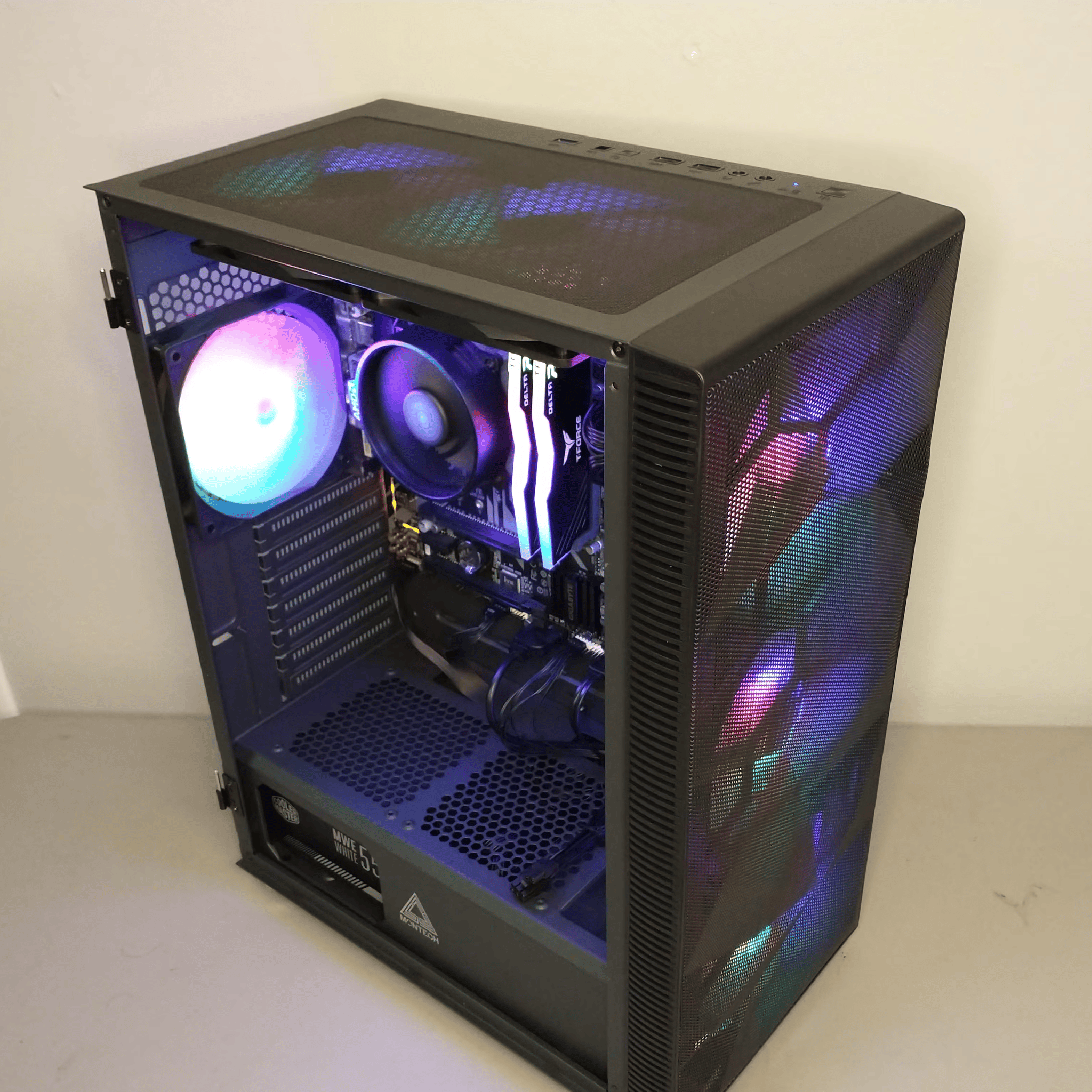 Spartan: R5 5600G / 16GB / 512GB / Six RGB fans!