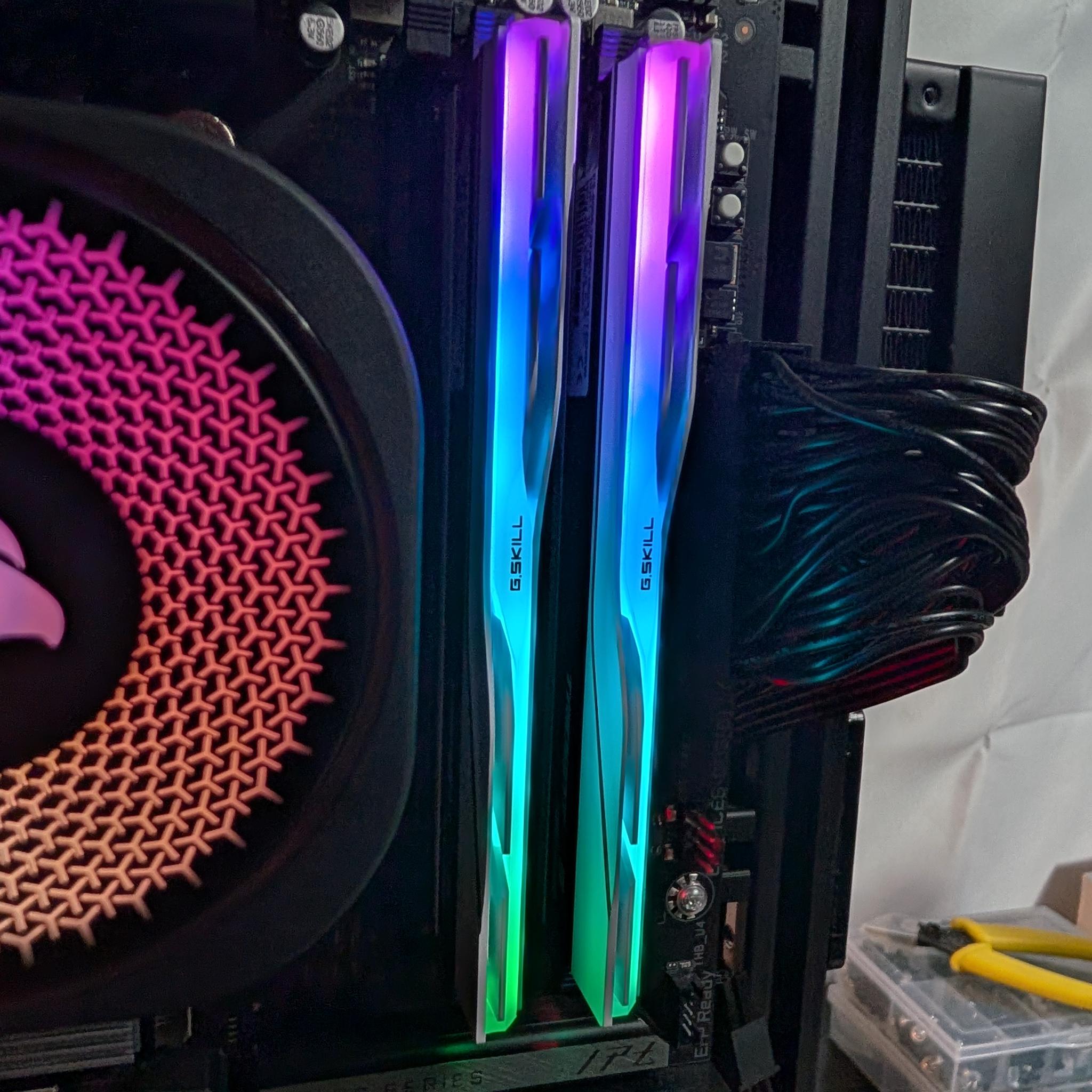 G.Skill Trident Z5 Neo RGB 32GB (2x16GB) DDR5 6000 CL28 RAM