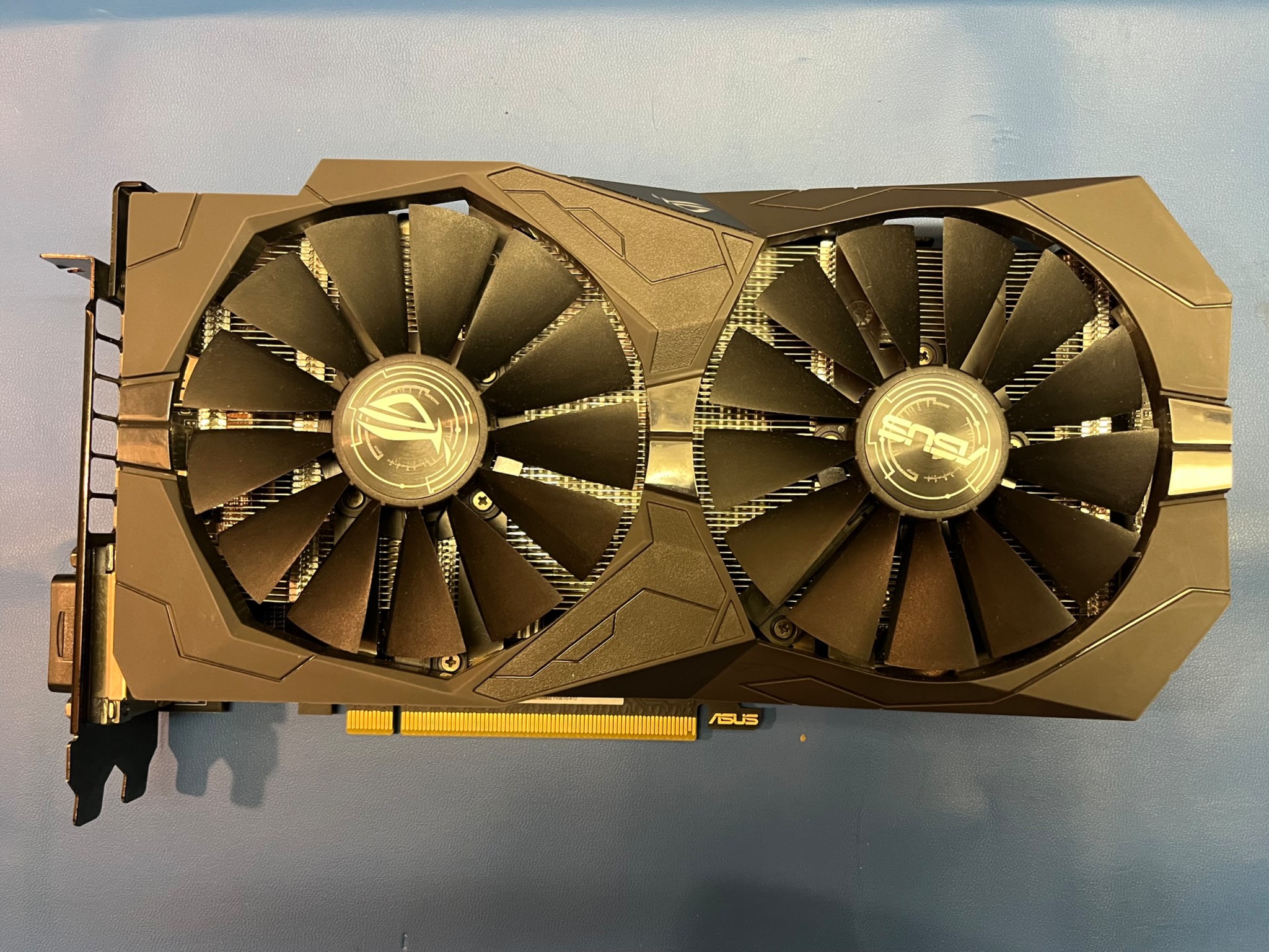 Asus ROG Strix Radeon RX 570 8GB