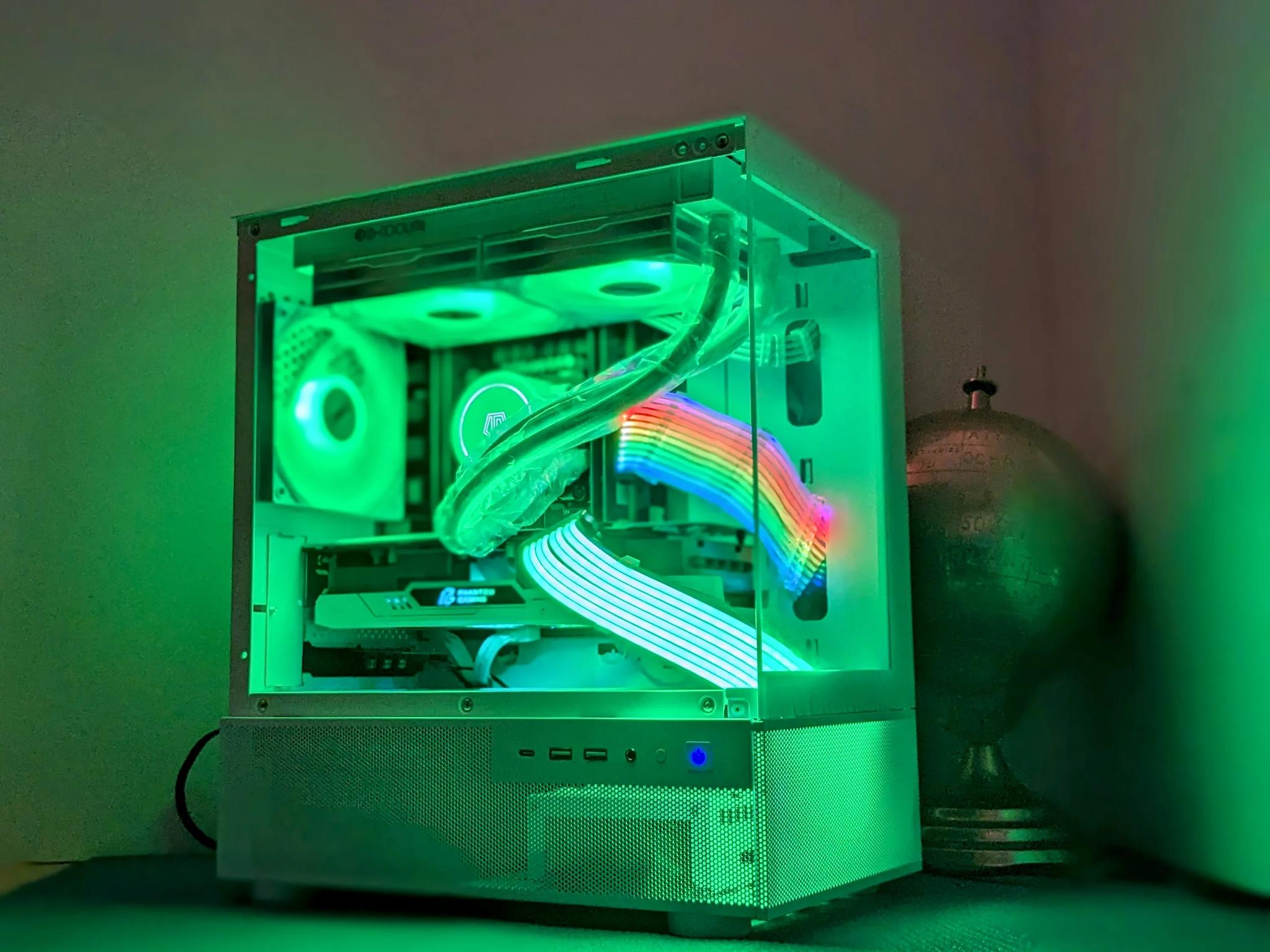 ️ ファントム⚪👻 RX 5700XT 8GB👻32GB DDR4👻 1TB NVMe👻Intel 14-cores 28-threads👻Windows 11 Pro(Activated)