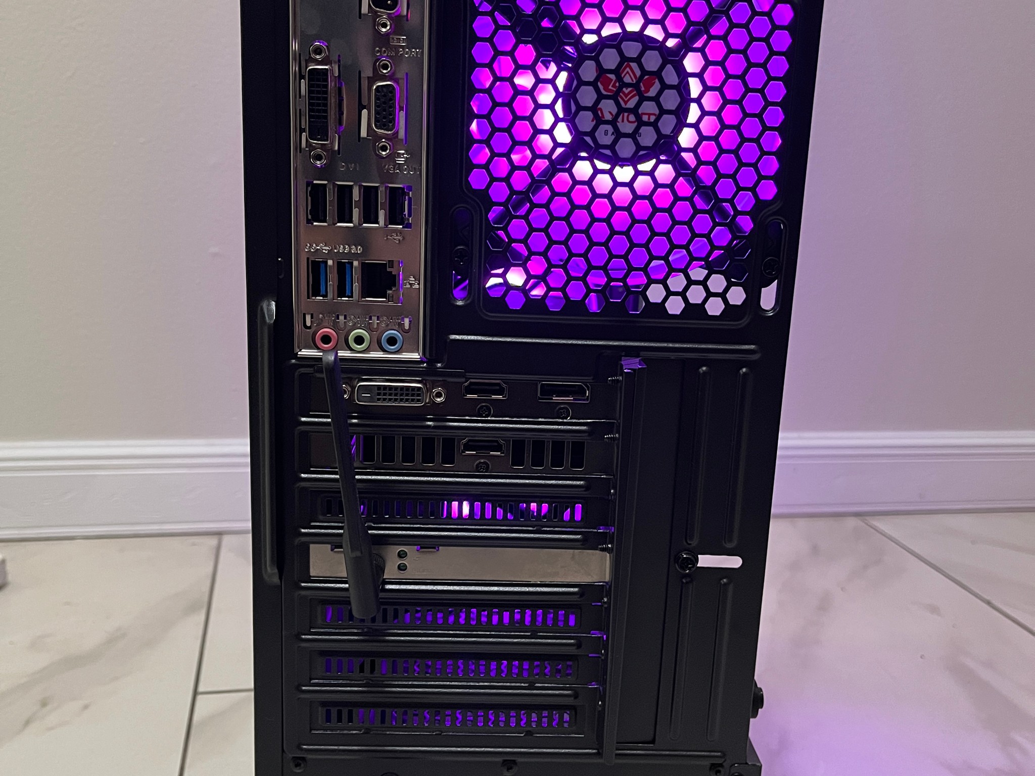 NVIDIA RTX 2060, Intel i5-6600, 12GB RAM, 870 GB Storage, RGB Gaming PC w/ RGB Remote & Wi-Fi