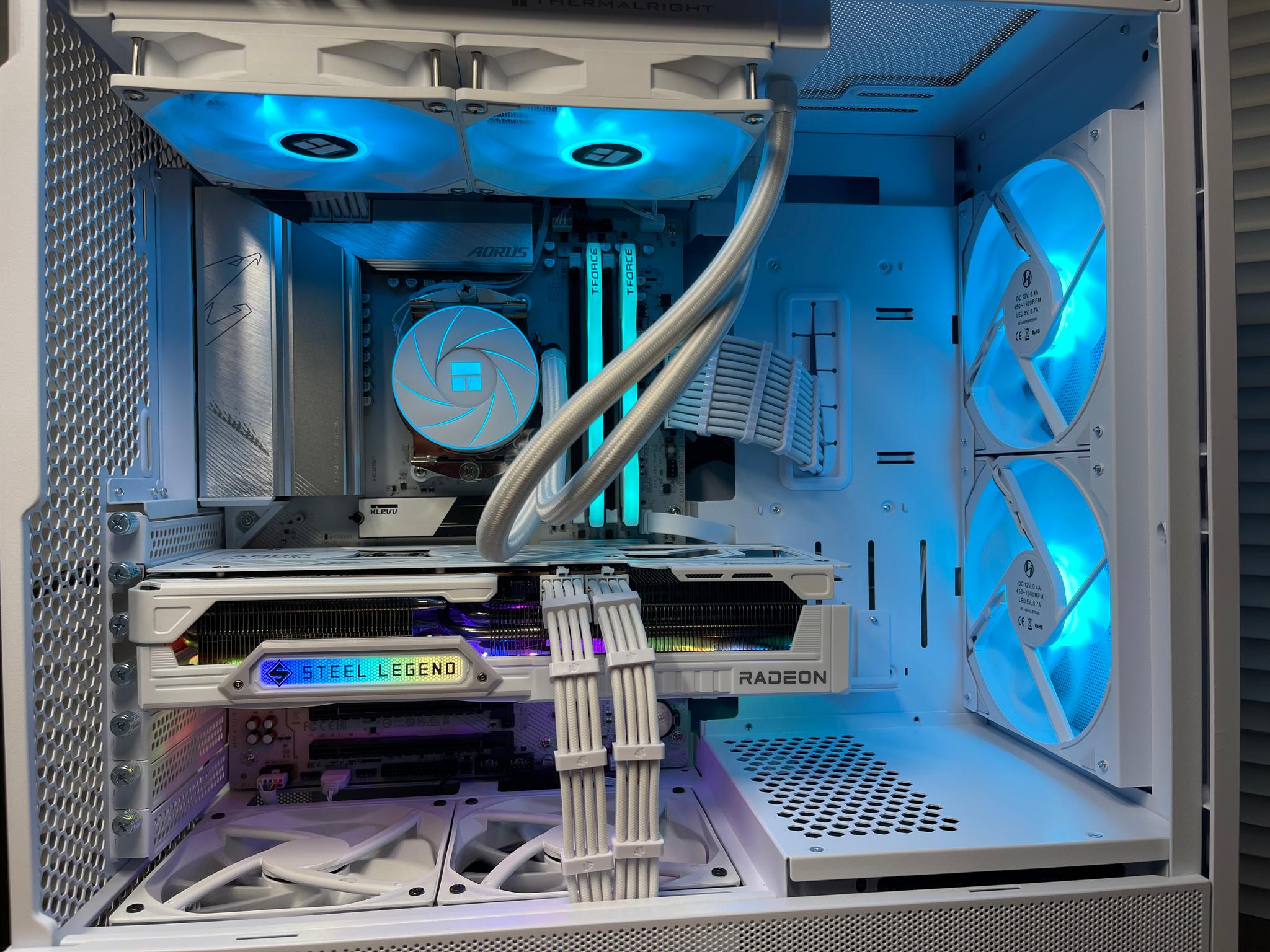 ❄️ICE KING❄️7600X3D❄️9070 XT 16GB❄️1TB