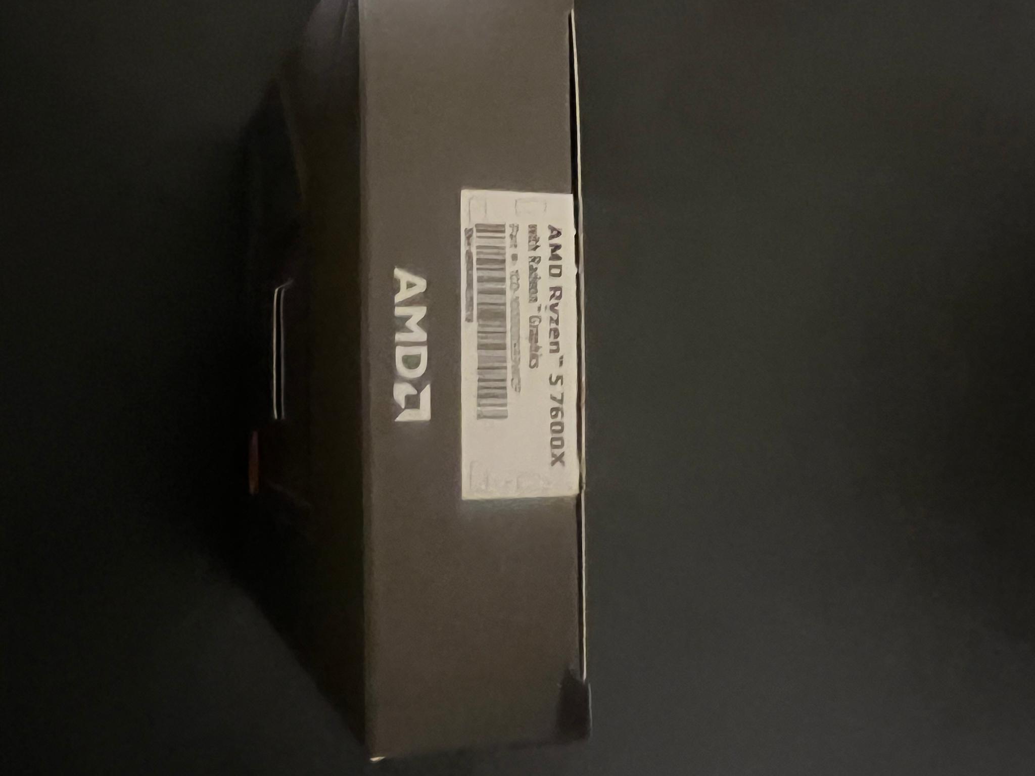 AMD Ryzen 5 7600X
