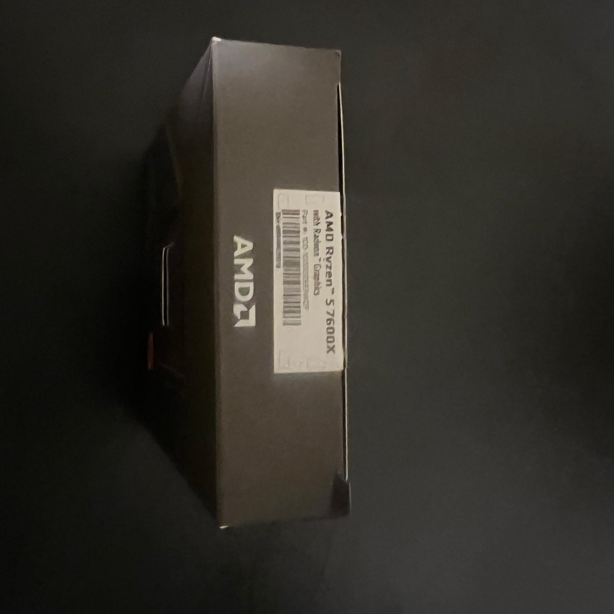 AMD Ryzen 5 7600X