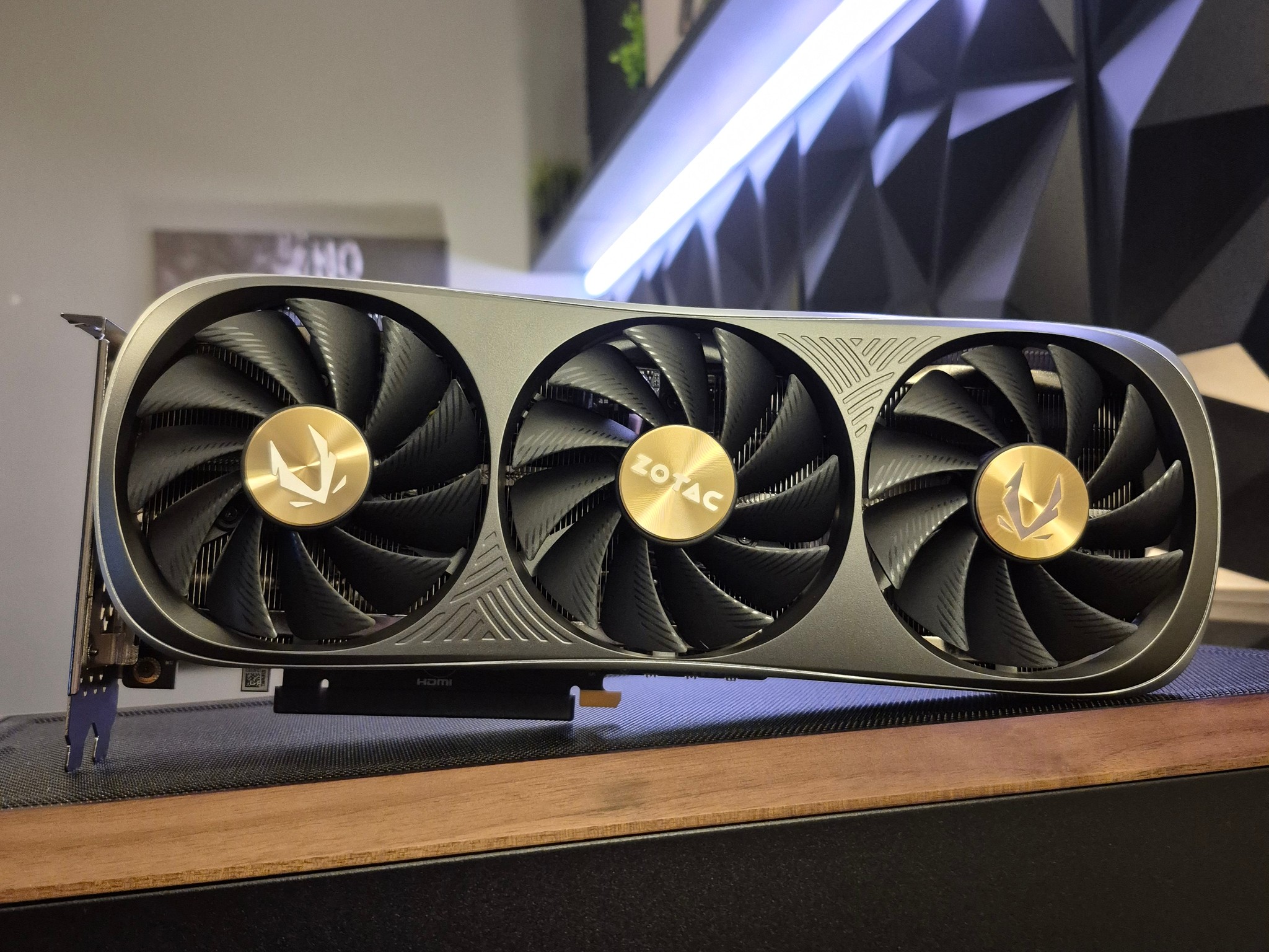 ZOTAC RTX 4070 TI