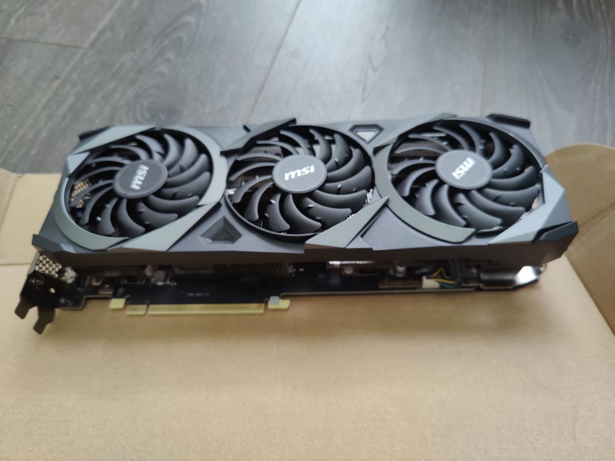 MSI Ventus 3x Geforce 3080 ti