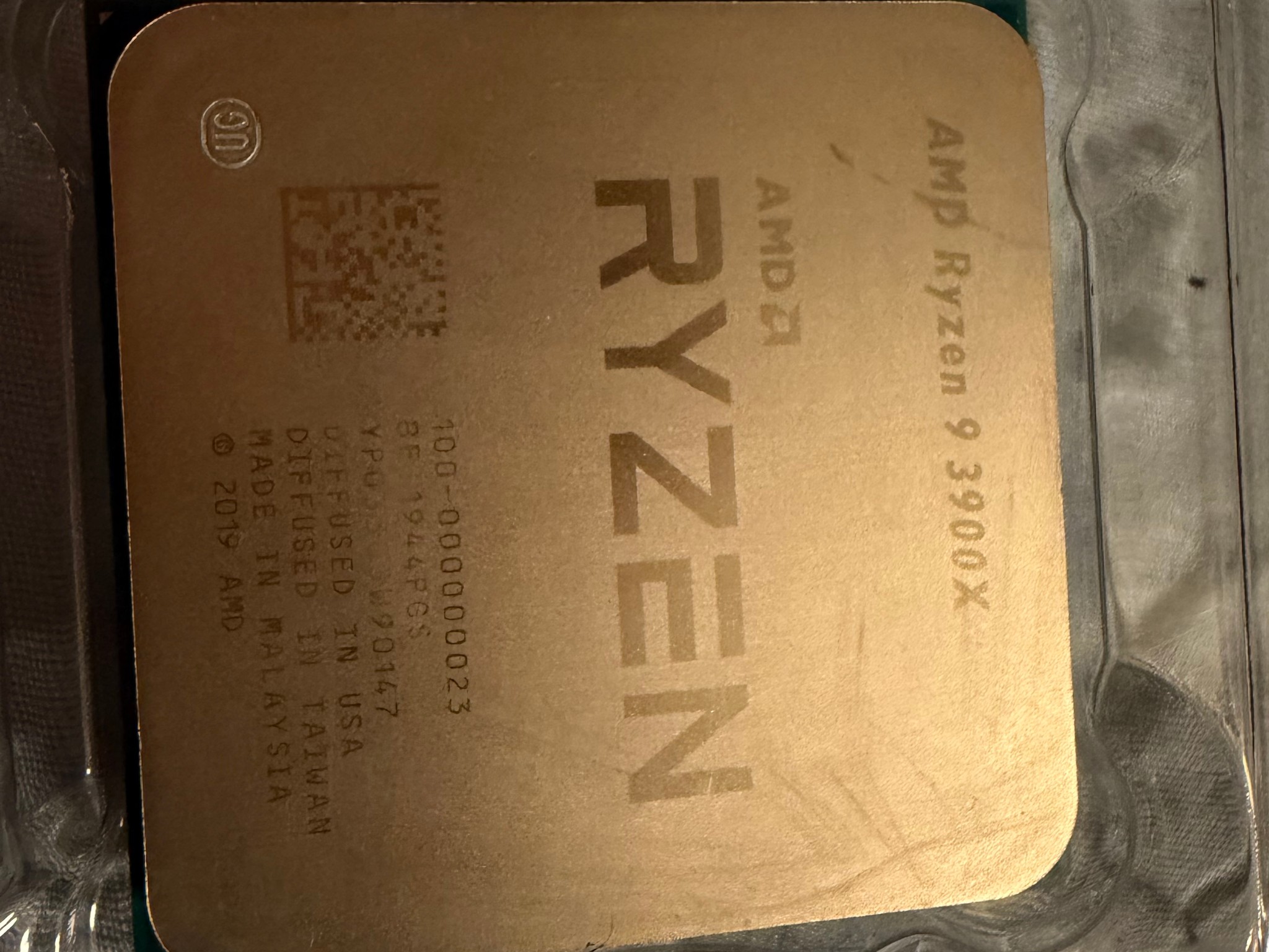 AMD Ryzen 9 3900X