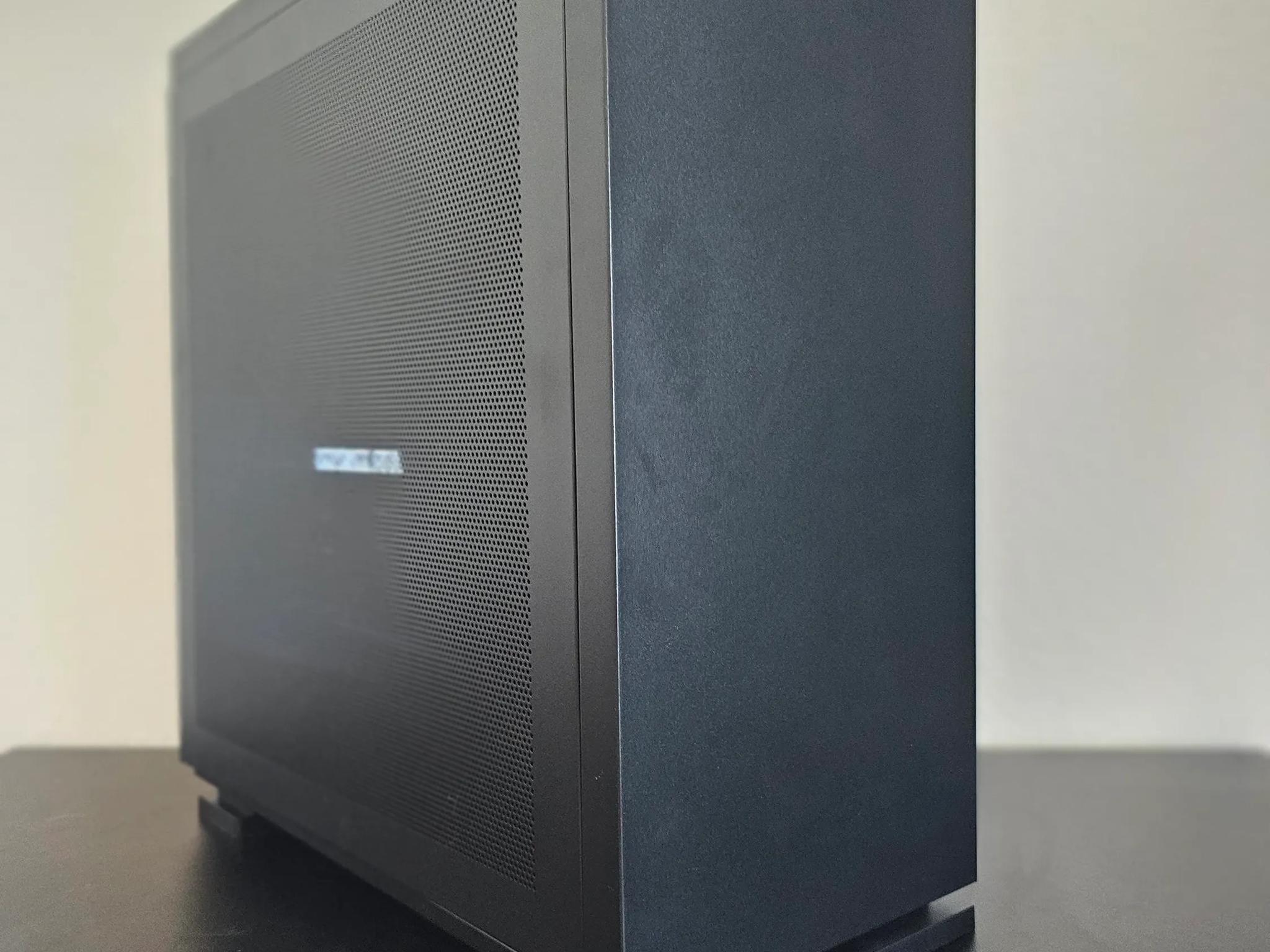 🌪️ Mini Mesh 🌪️ // i7 5930k // RTX 2060 6GB // 16GB DDR4 // 256GB SSD + 2TB HDD