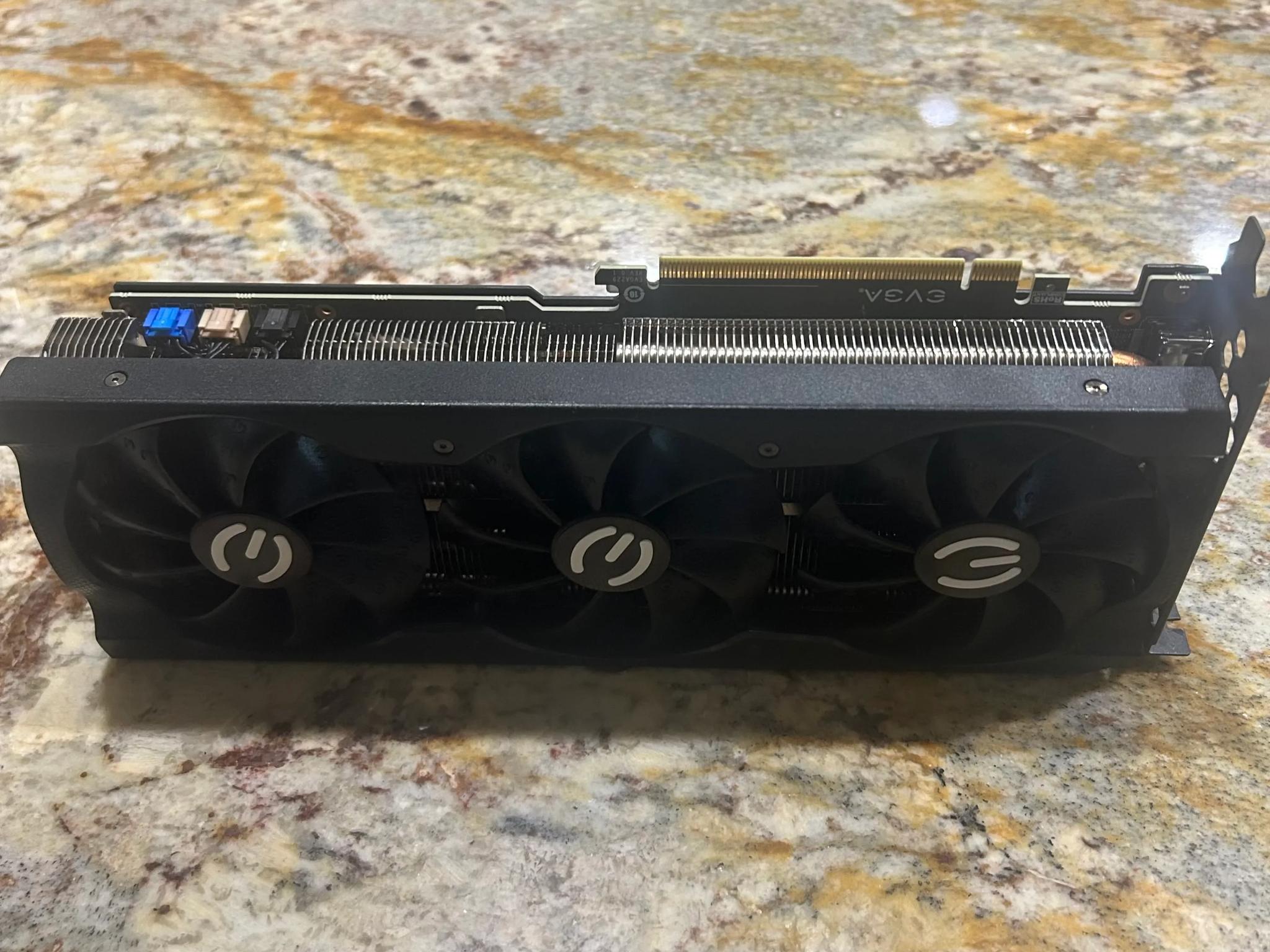EVGA XC3 RTX 3070 (Artifacts/Damaged)