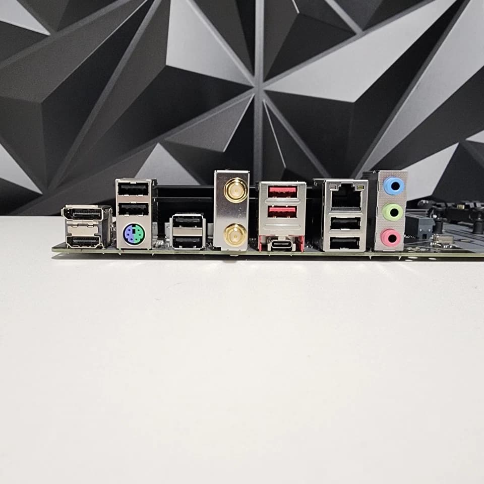 UPDATED BIOS GIGABYTE B650 UD AC WIFI DDR5 AM5 ATX MOTHERBOARD