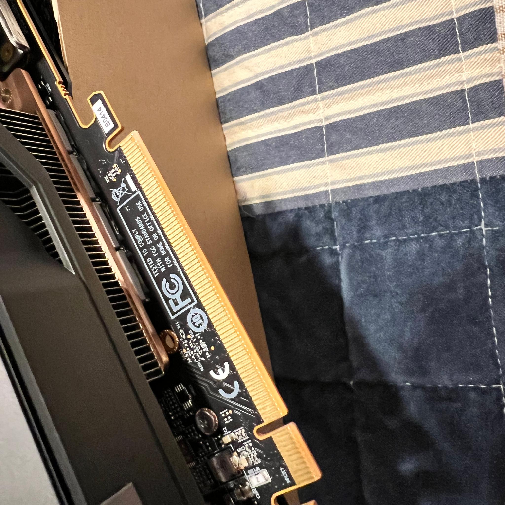 SAPPHIRE PULSE Radeon RX 7900 XTX