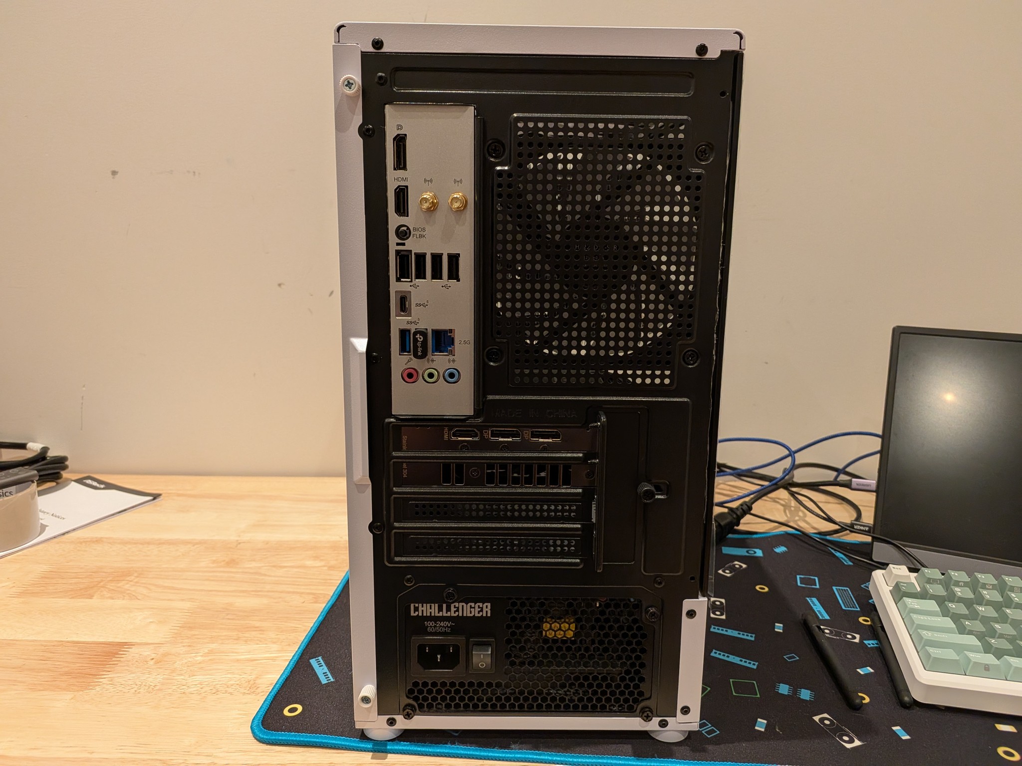 1440p AM5 Steambox - RX 9060 XT 16GB, Ryzen 5 7600X, 16 GB DDR5 RAM, 2 TB NVME, RGB, SteamOS