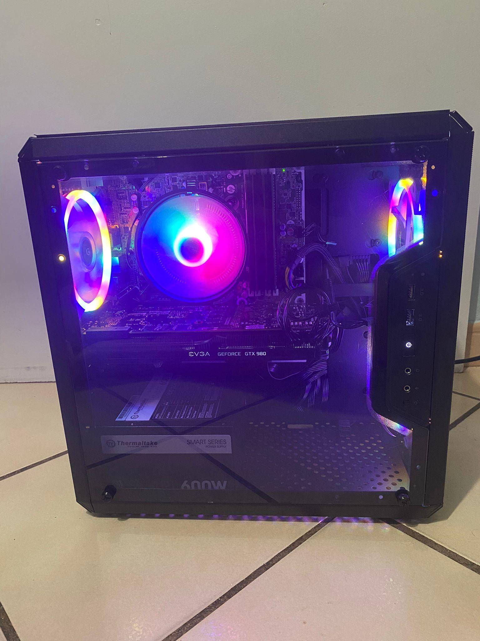 Gaming PC - GTX 980, I5 6500, 16GB DDR4, WIFI, BLUETOOTH, RGB, BLACK, SSD, HDD.