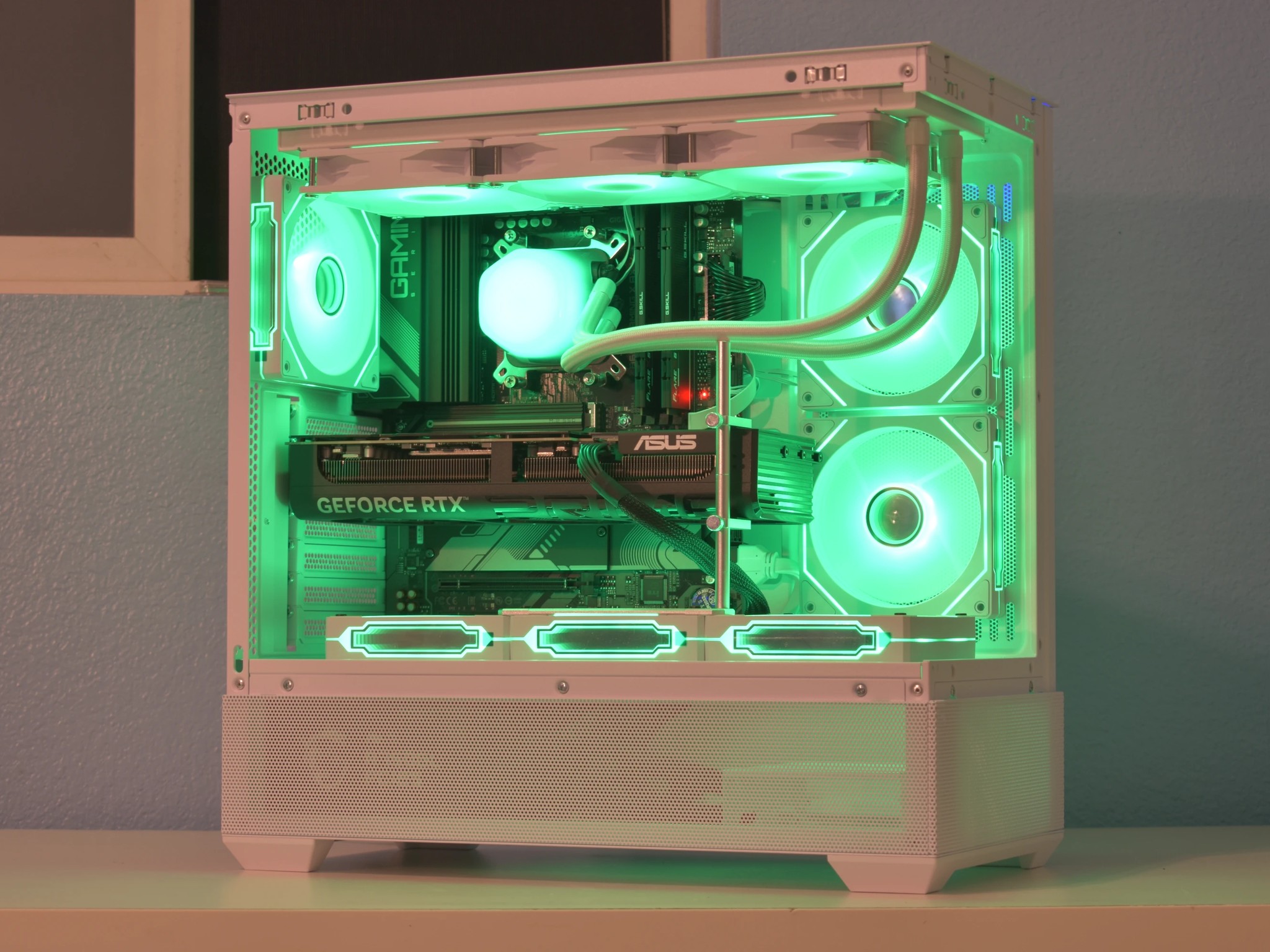 🚀High End Gamer🚀 Ryzen 7 9800X3D | RTX 5070ti 16GB | 32GB DDR5 | 2TB nVME SSD | White | RGB+Wifi