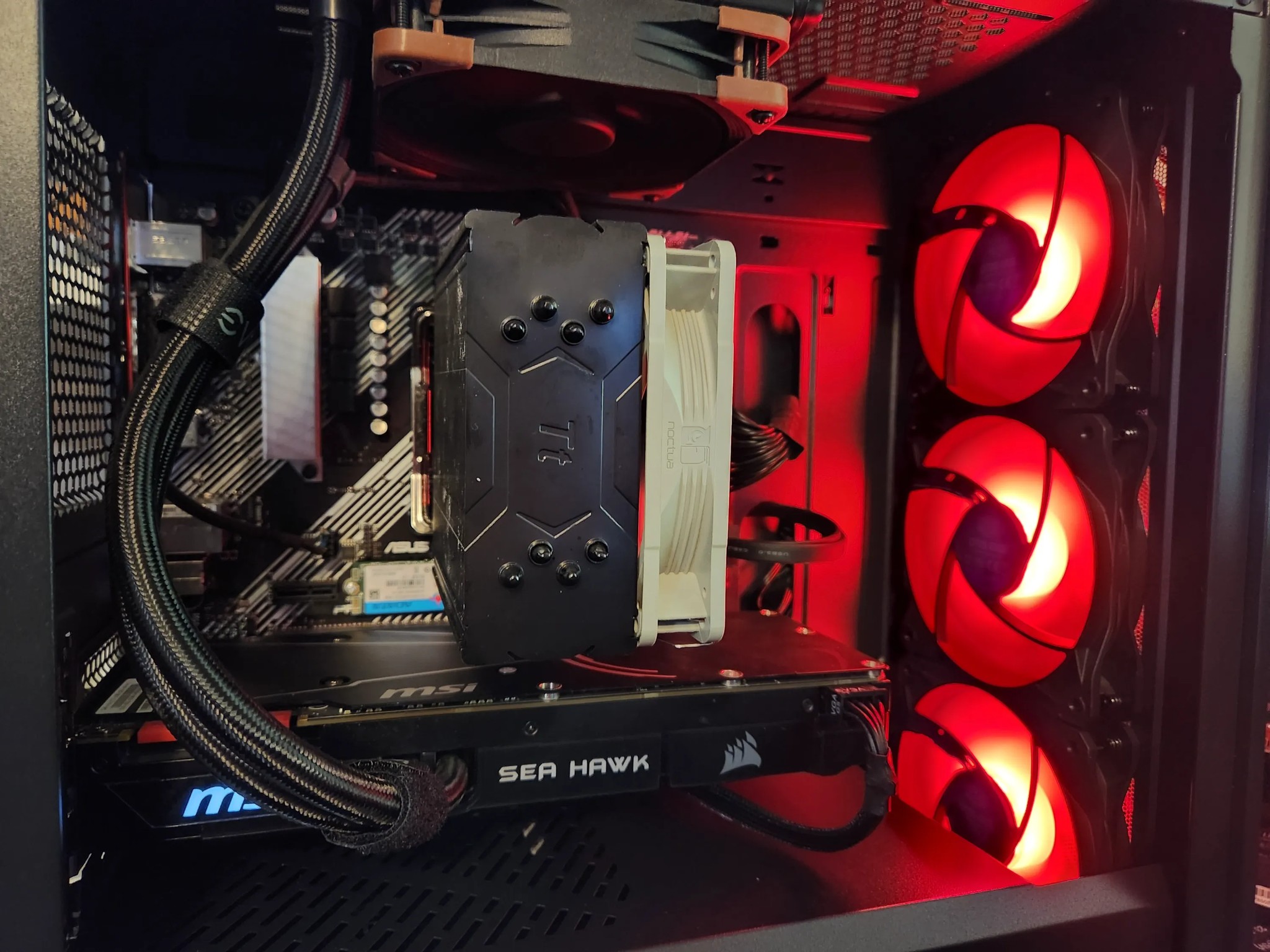 The RED MONSTER 2 1080p gaming pc GTX 1080 SEAHAWK and Ryzen 7 1700X