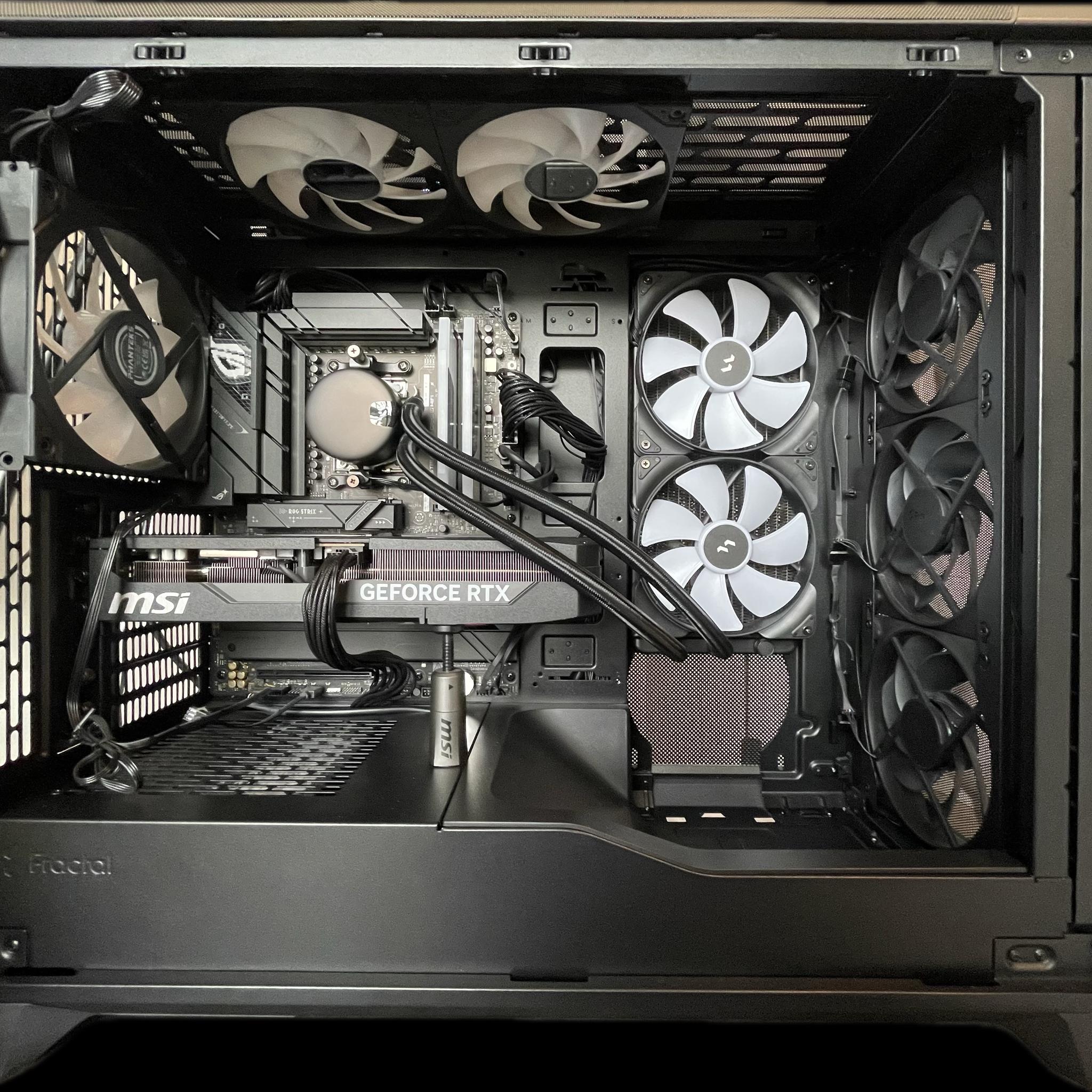 High-Performance Gaming PC / Workstation