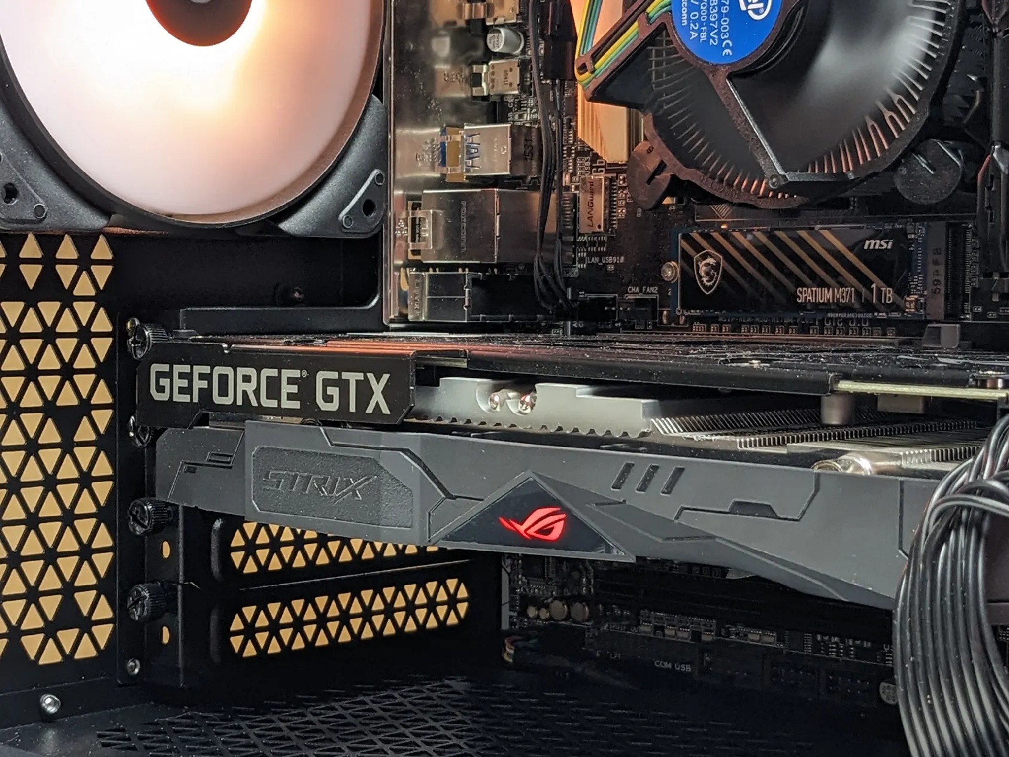 Intel i5-6400 & GTX 1650 Super - RGB Case & WiFi