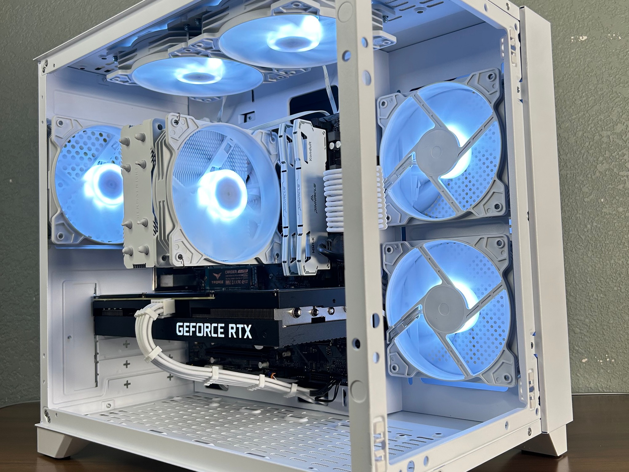 RTX 3070 | Ryzen 7 5700G | 1TB Gen4 NVME | 16GB 3200MHz