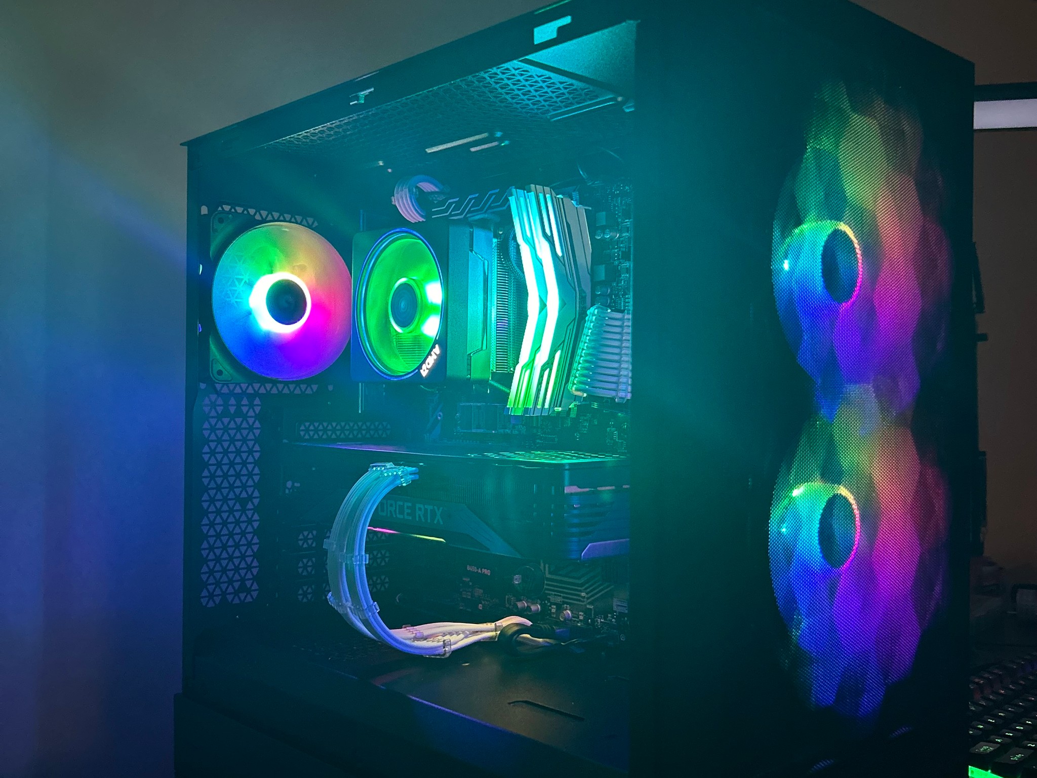 GREAT VALUE 1440P || ❄️⚫Obsidian Frost⚫❄️ || RTX 3070/Ryzen 5 5600X/32 GB DDR4/512 GB NVME/WiFi
