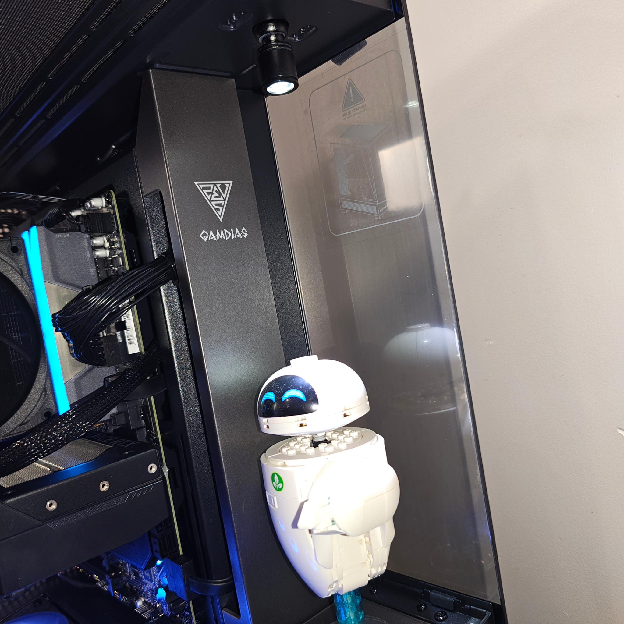 THE STAGE, custom 4k high end RTX 5070 Gaming pc with 32 gb of ddr5 ram!
