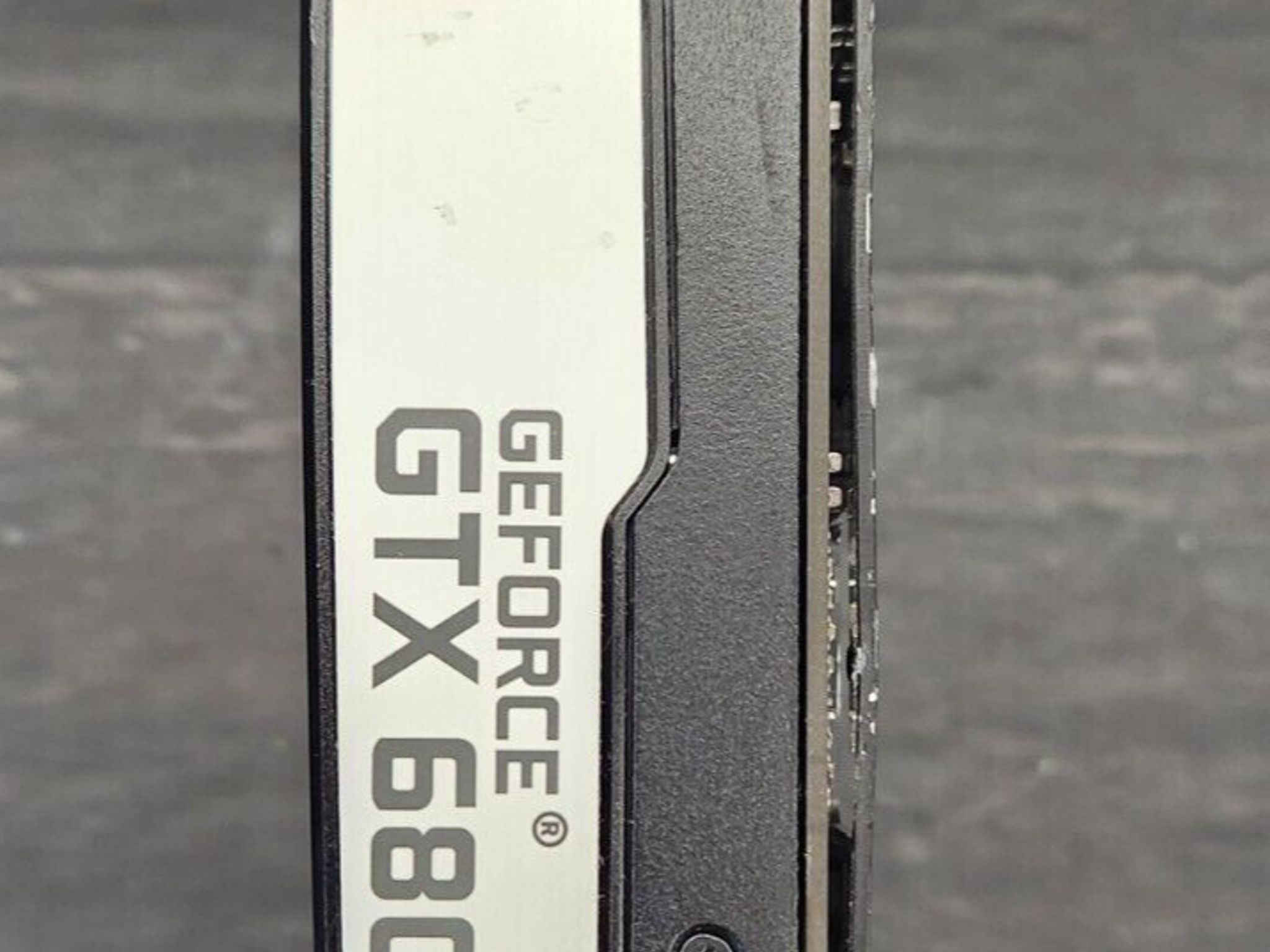 EVGA GeForce GTX 680 2GB GDDR5 Graphics Card - DVI, DisplayPort, HDMI