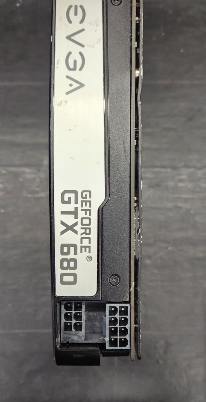 EVGA GeForce GTX 680 2GB GDDR5 Graphics Card - DVI, DisplayPort, HDMI