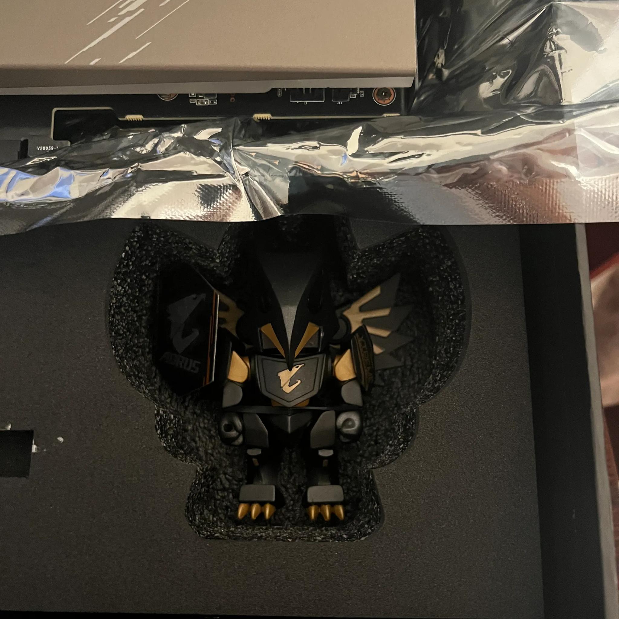 RTX3080 Aorus Extreme WaterForce *Requires custom loop* Rare Collectors GPU