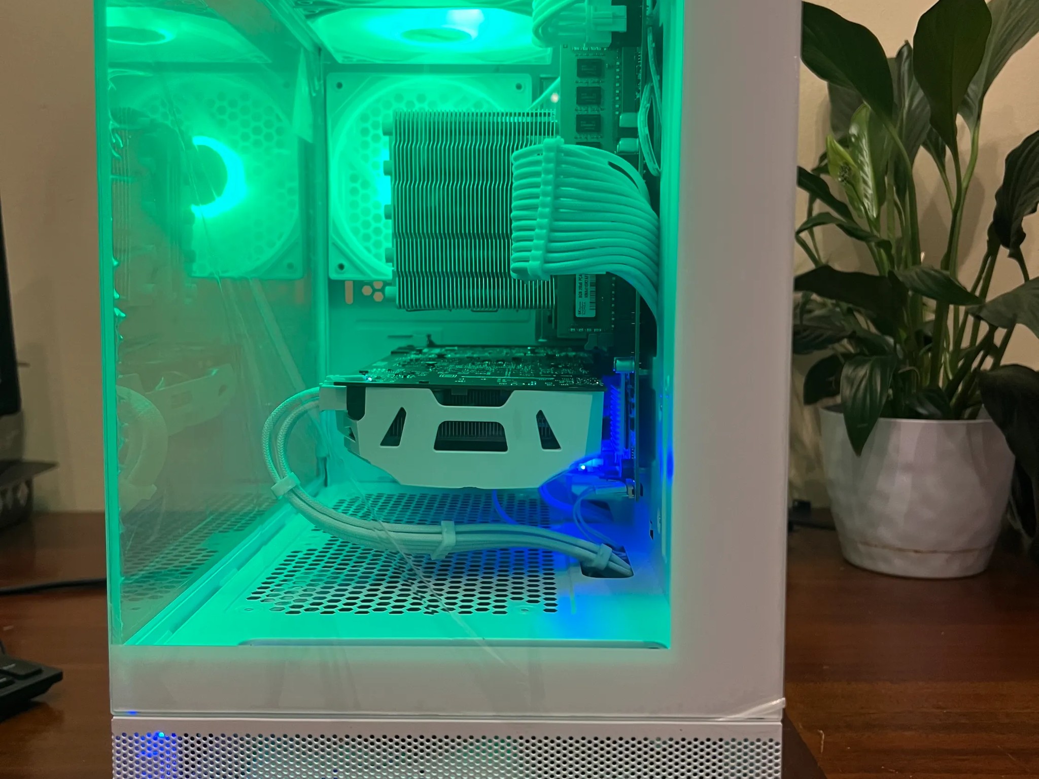 Intel 10 Core White Gaming PC GTX 1070 1tb NVME SSD 32GB RAM WIFi WINDOWS 10 Pro